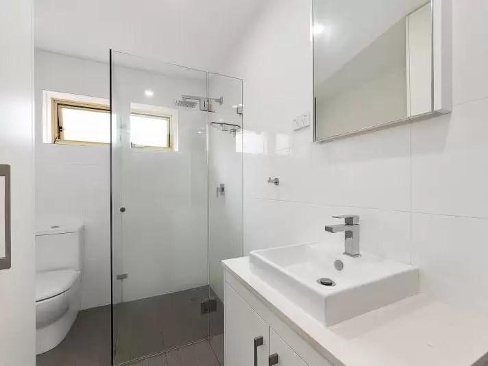 16/5A Frances Street, Randwick For Lease by Raine & Horne Randwick | Coogee | Clovelly - image 4