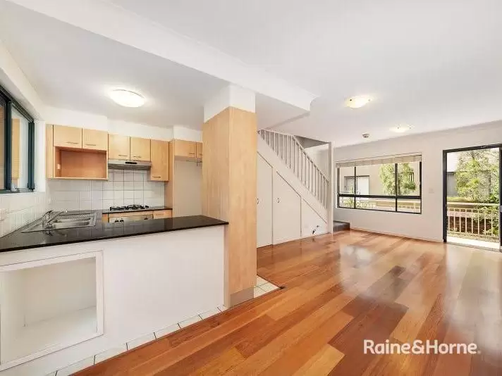 8/4-6 Cowper Street, Randwick For Lease by Raine & Horne Randwick | Coogee | Clovelly - image 3
