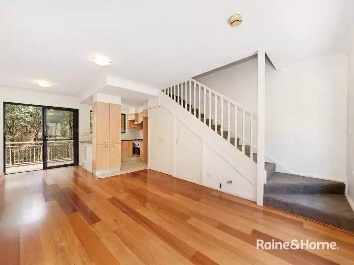 8/4-6 Cowper Street, Randwick For Lease by Raine & Horne Randwick | Coogee | Clovelly - image 1