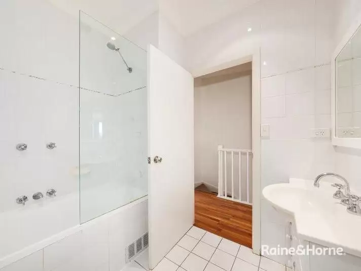 8/4-6 Cowper Street, Randwick For Lease by Raine & Horne Randwick | Coogee | Clovelly - image 4