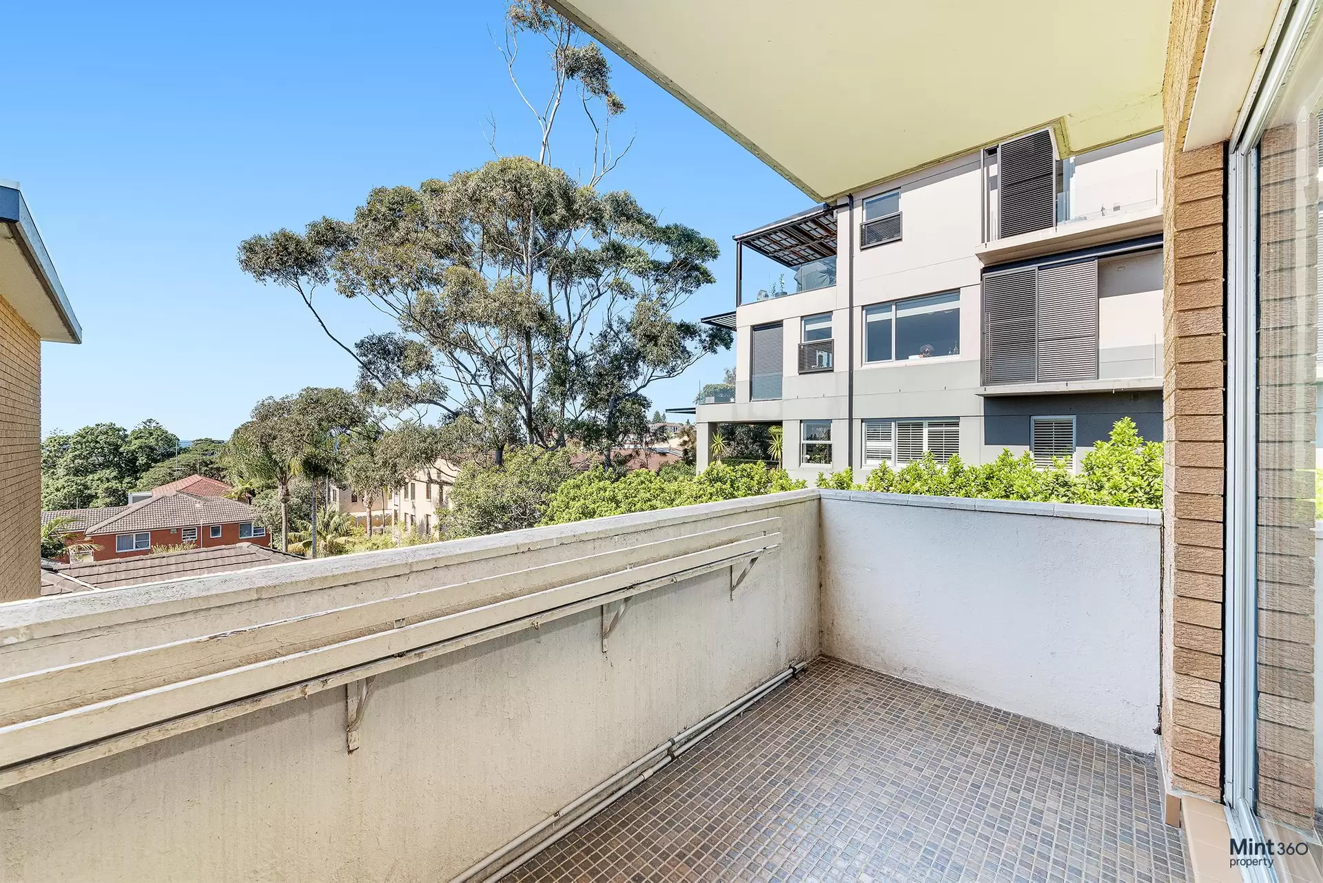 14/11A-15 Berwick Street, Coogee Leased by Raine & Horne Randwick | Coogee - image 1