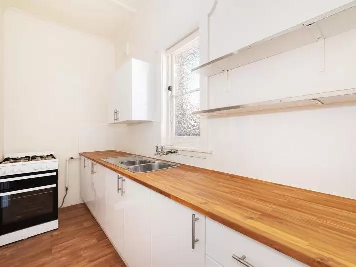 94 Paine Street, Maroubra For Lease by Raine & Horne Randwick | Coogee | Clovelly - image 2