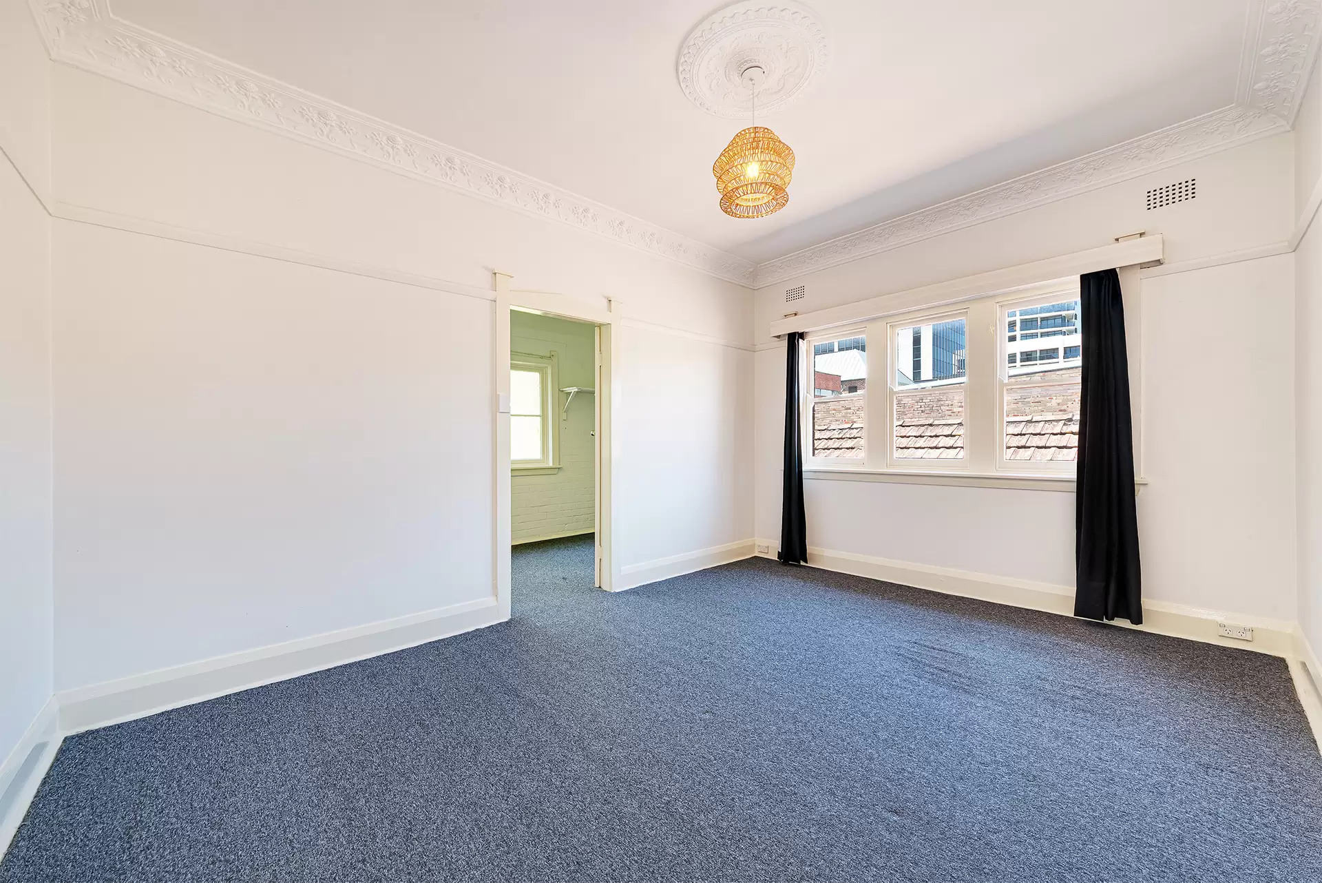 8/10 Ebley Street, Bondi Junction For Lease by Raine & Horne Randwick | Coogee | Clovelly - image 1