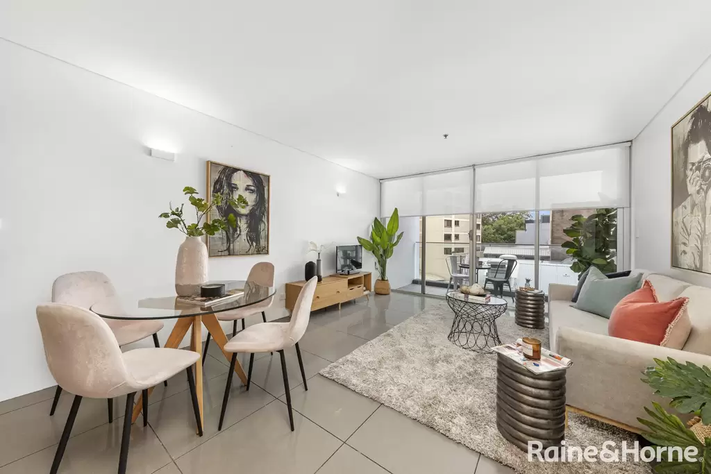 3/60-70 William Street, Woolloomooloo Leased by Raine & Horne Randwick | Coogee | Clovelly