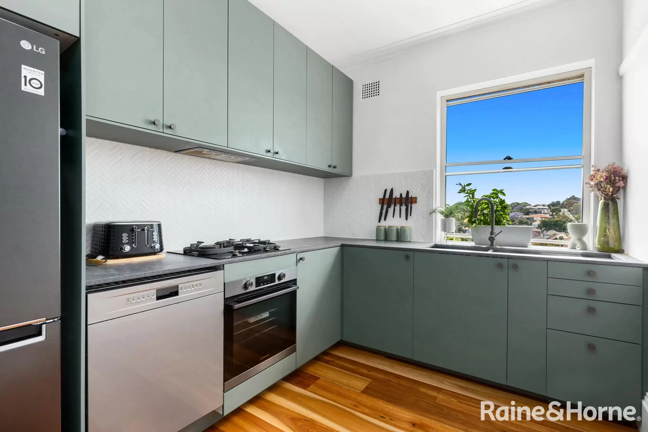 9/2A Kensington Road, Kensington For Lease by Raine & Horne Randwick | Coogee | Clovelly - image 1