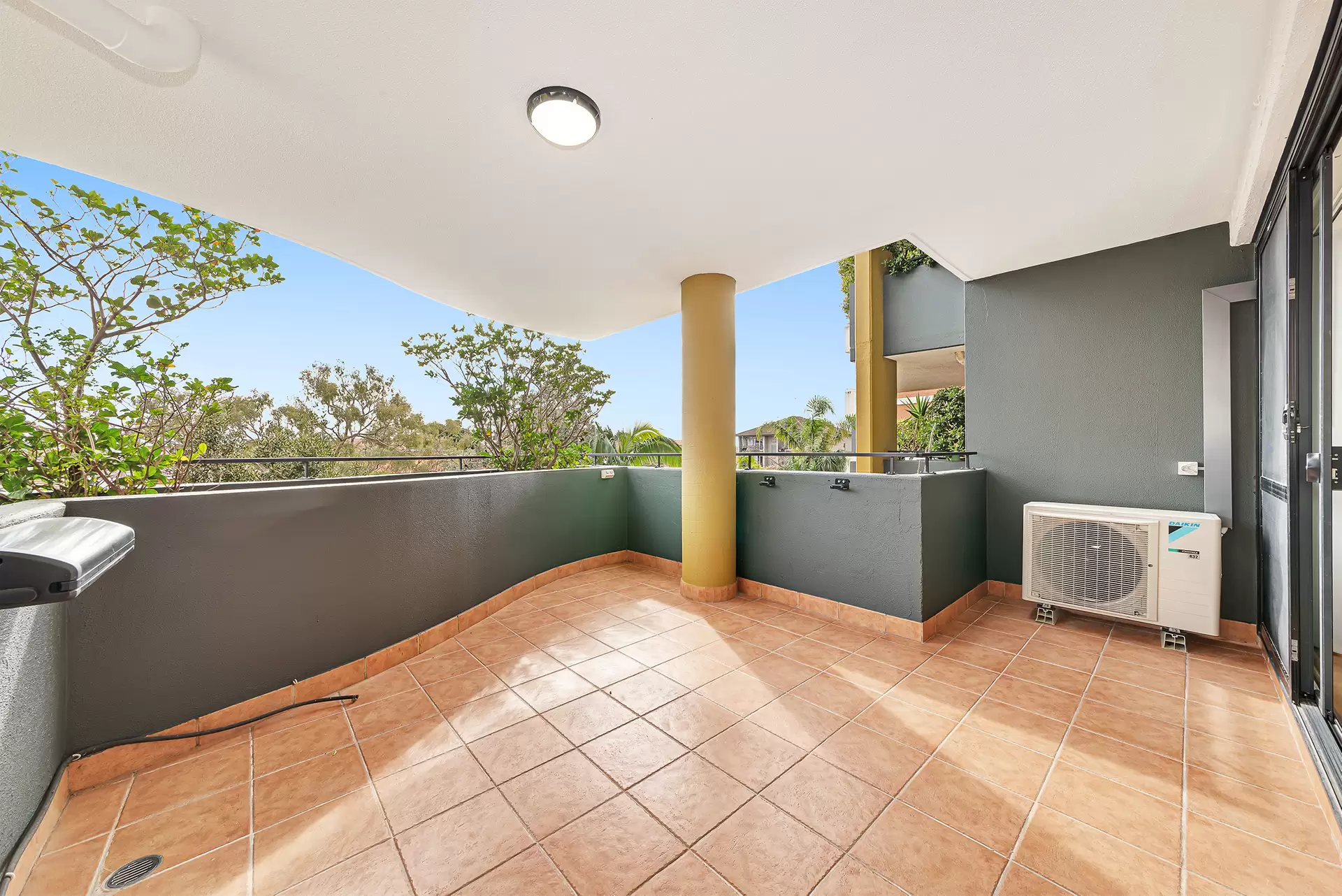 8/687-691 Anzac Parade, Maroubra For Lease by Raine & Horne Randwick | Coogee | Clovelly - image 1