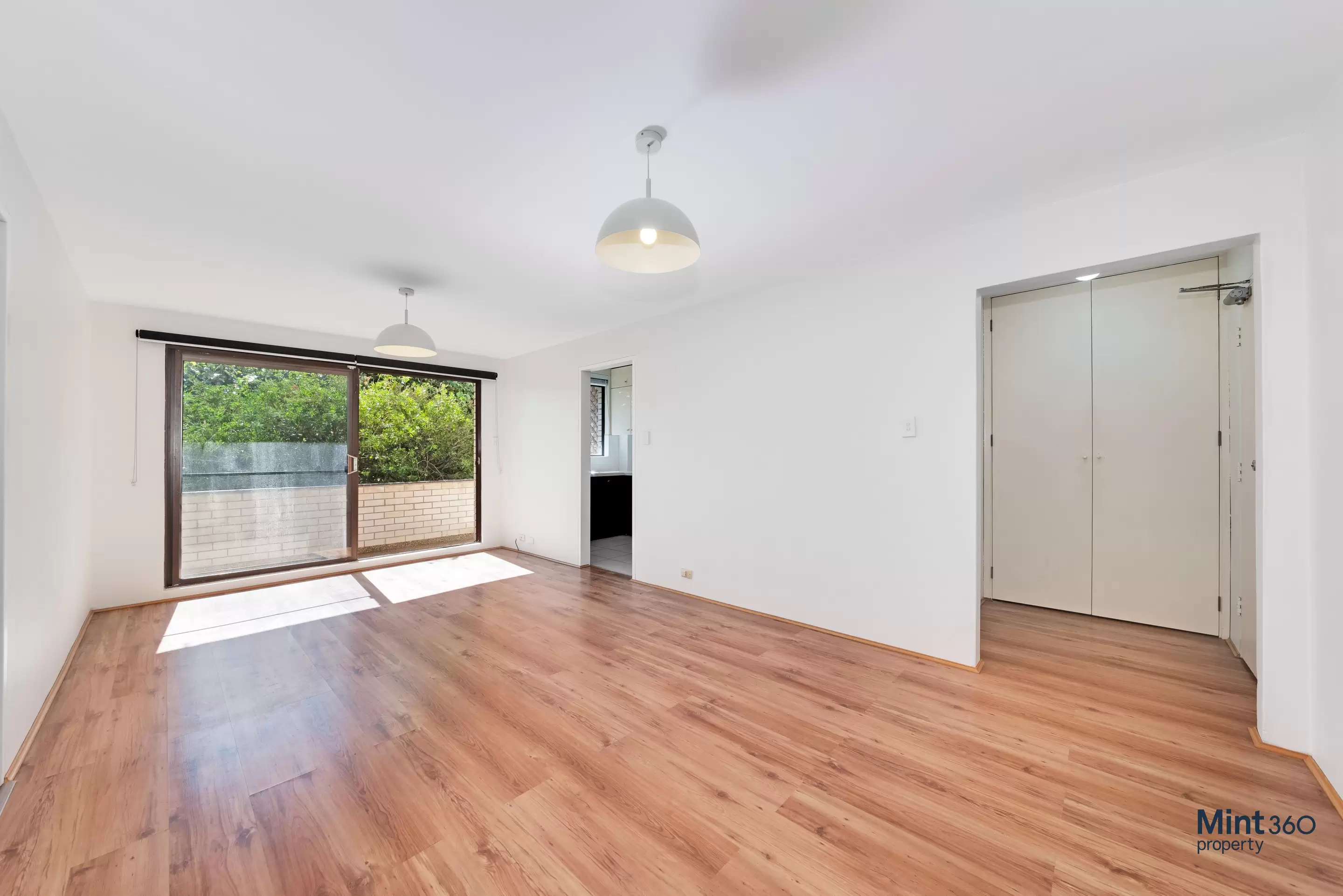 2/4-10 Darling Street, Kensington Leased by Raine & Horne Randwick | Coogee | Clovelly - image 1