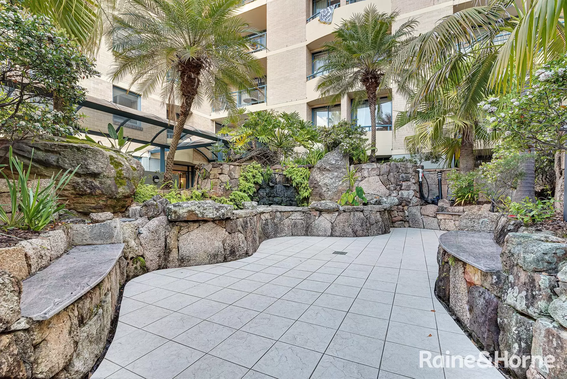 G01/183 Coogee Bay Road, Coogee For Lease by Raine & Horne Randwick | Coogee | Clovelly - image 1