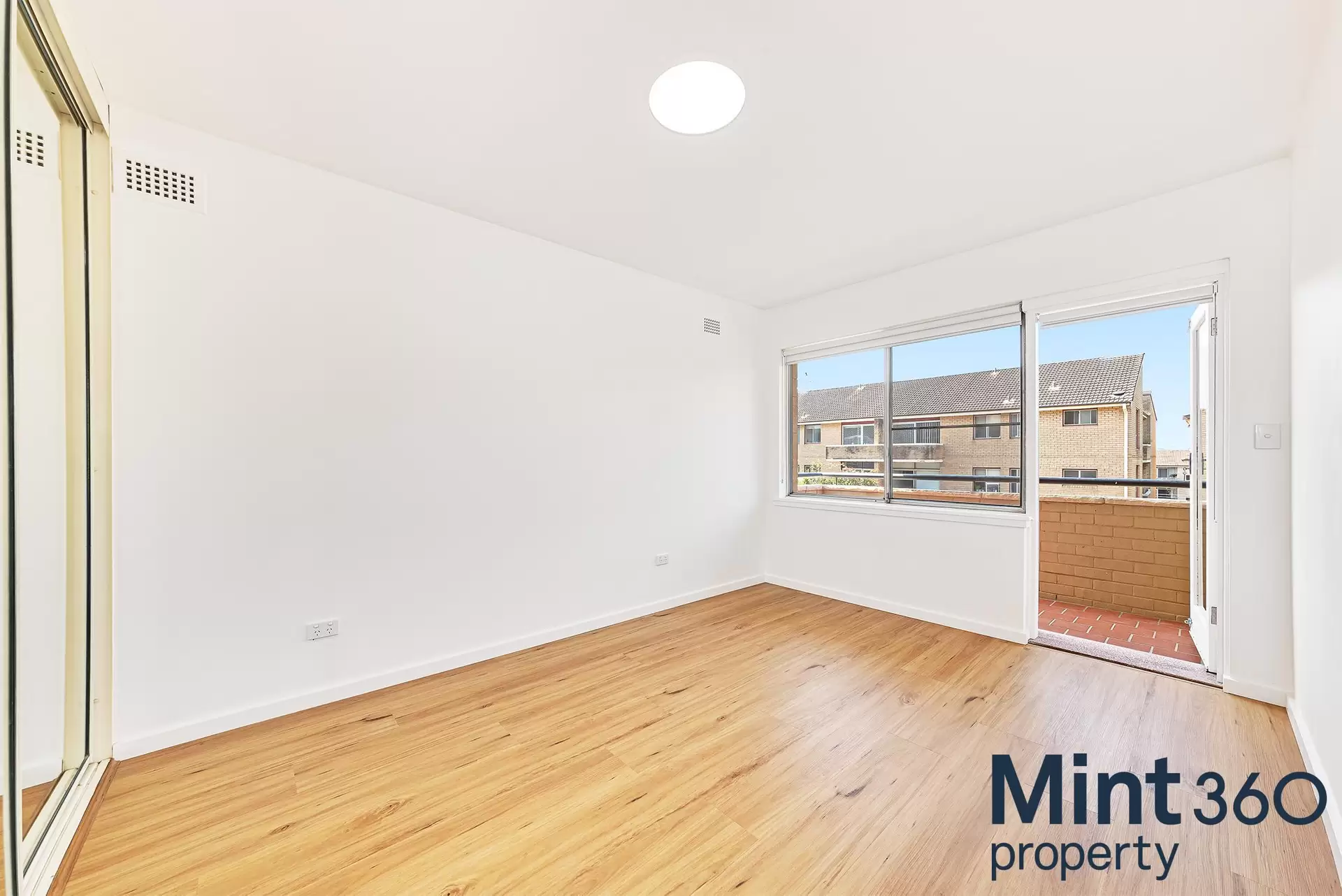 10/49 Cowper Street, Randwick Leased by Raine & Horne Randwick | Coogee - image 1