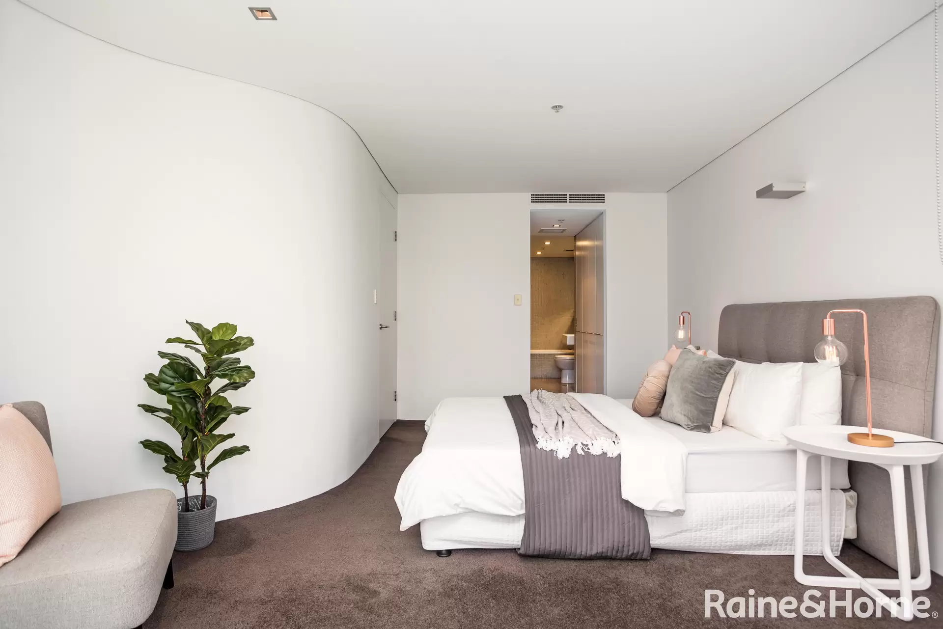81/60-70 William Street, Woolloomooloo For Lease by Raine & Horne Randwick | Coogee | Clovelly - image 1