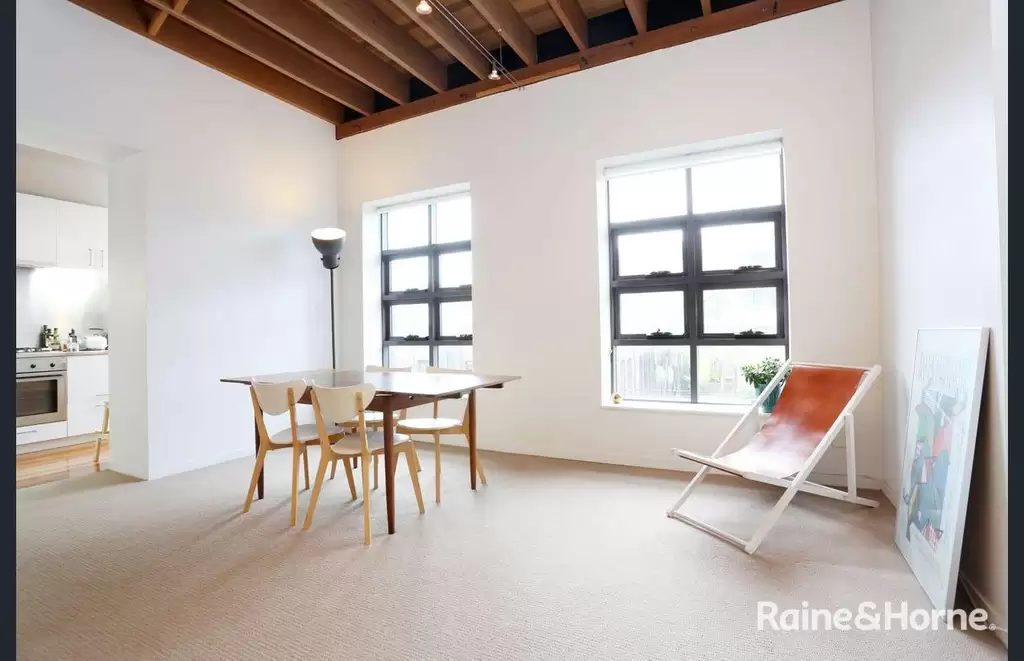 20/82 Myrtle Street, Chippendale Leased by Raine & Horne Randwick | Coogee | Clovelly