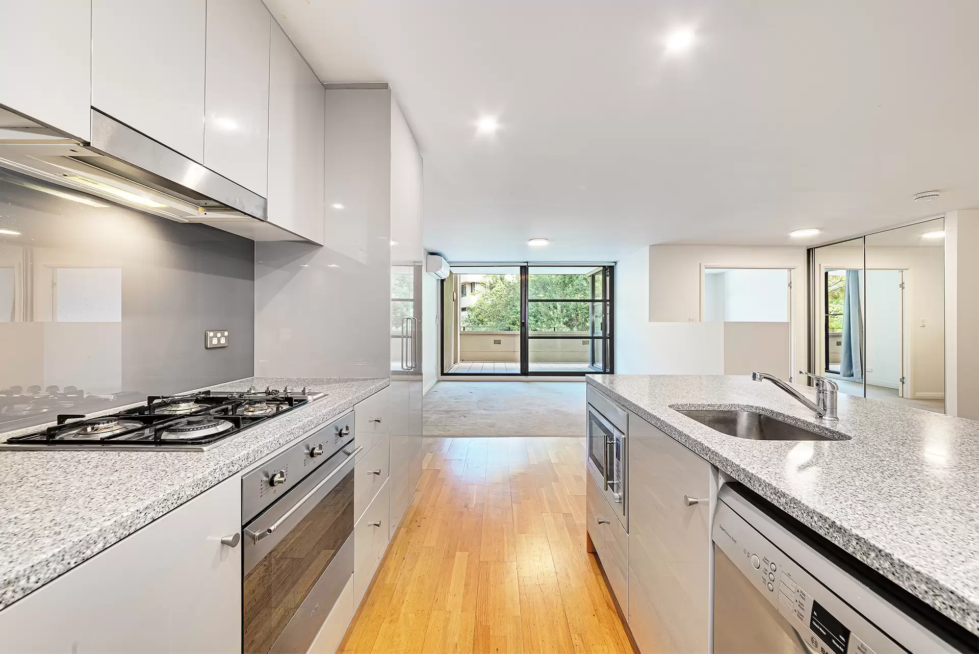 419/357 Glenmore Road, Paddington Leased by Raine & Horne Randwick | Coogee | Clovelly - image 1