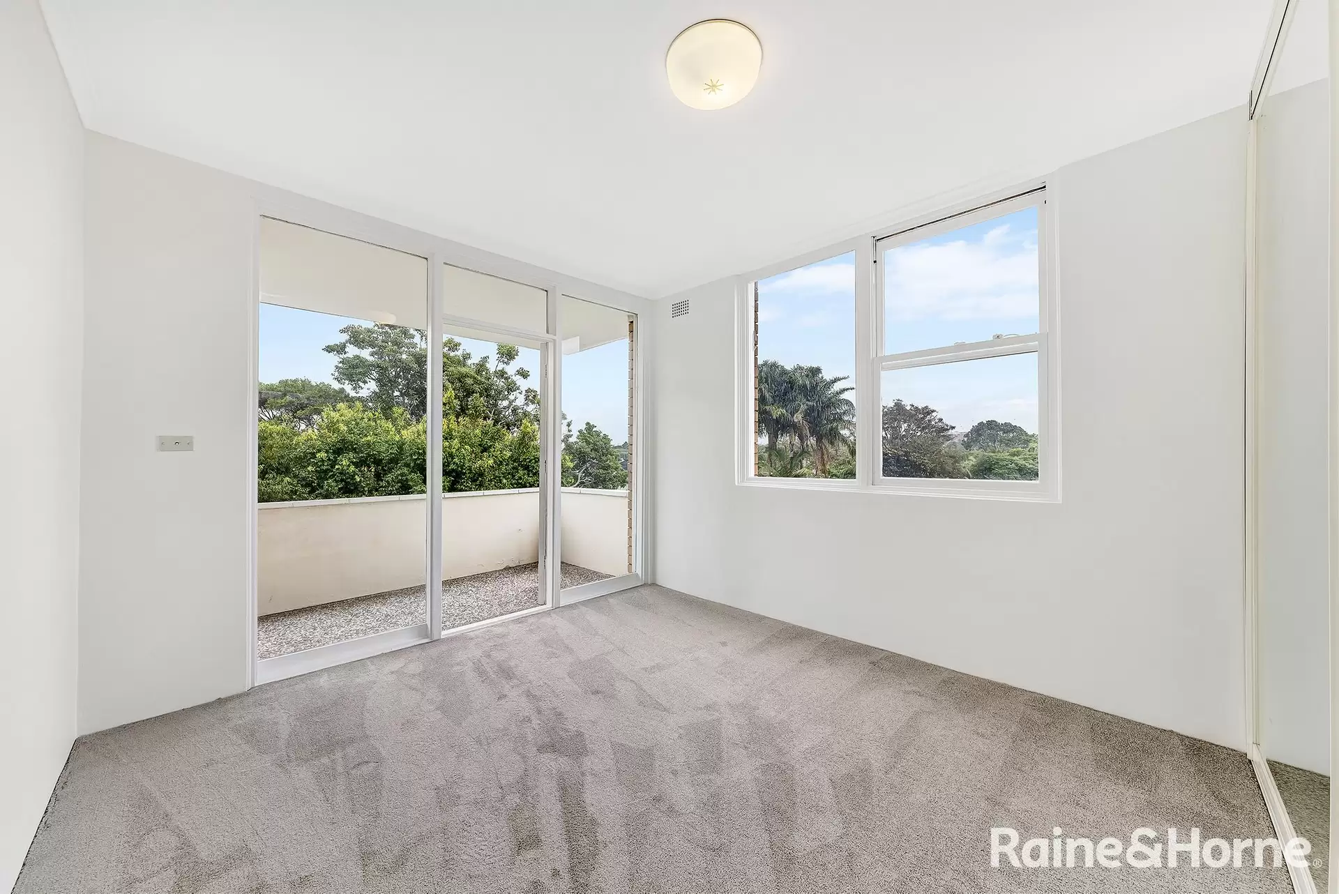 4/52 Market Street, Randwick Leased by Raine & Horne Randwick | Coogee - image 1