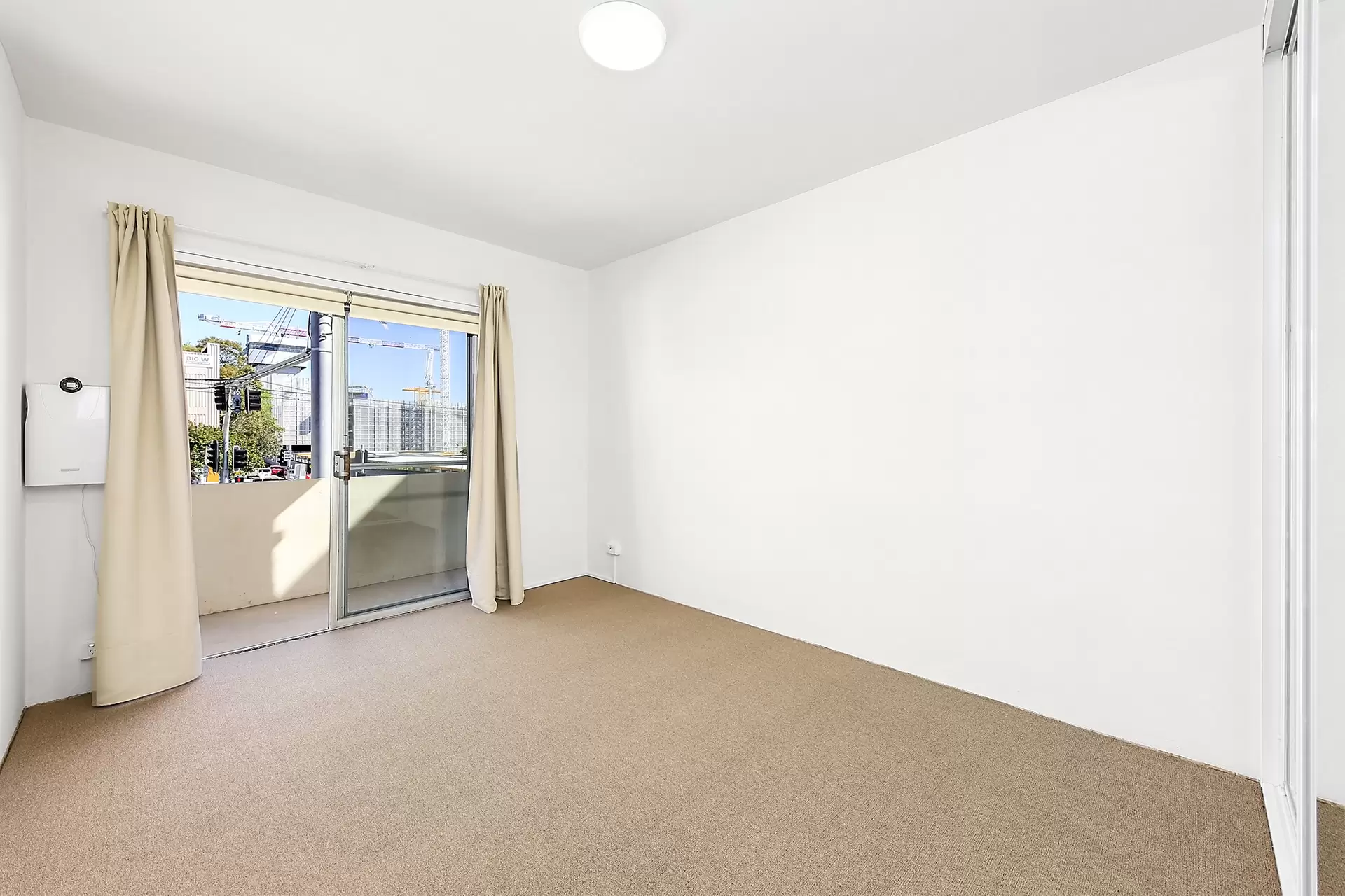 2/18 Blenheim Street, Randwick For Lease by Raine & Horne Randwick | Coogee | Clovelly - image 1