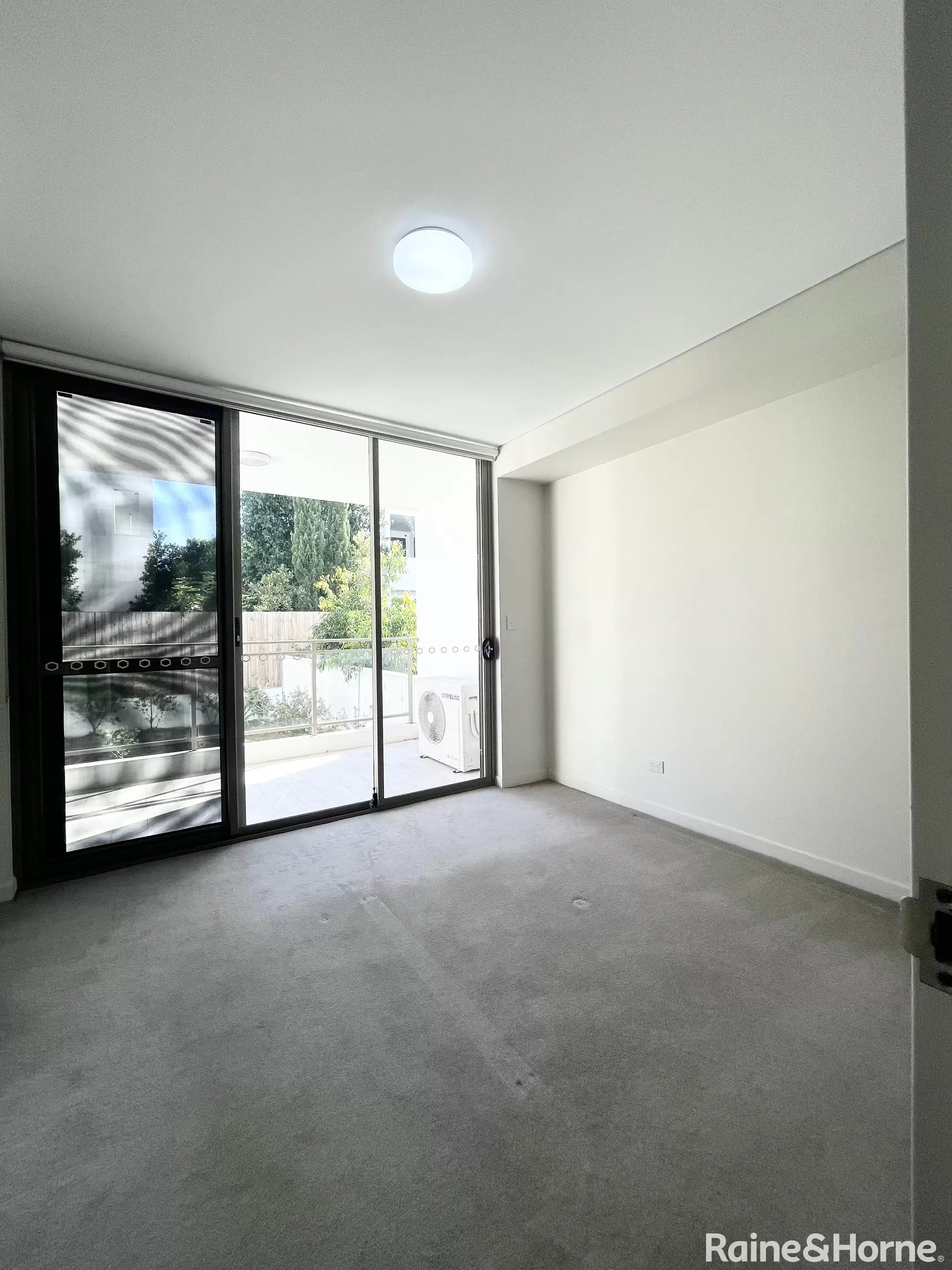 G04/72-76 Bay Street, Botany Leased by Raine & Horne Randwick | Coogee | Clovelly - image 6