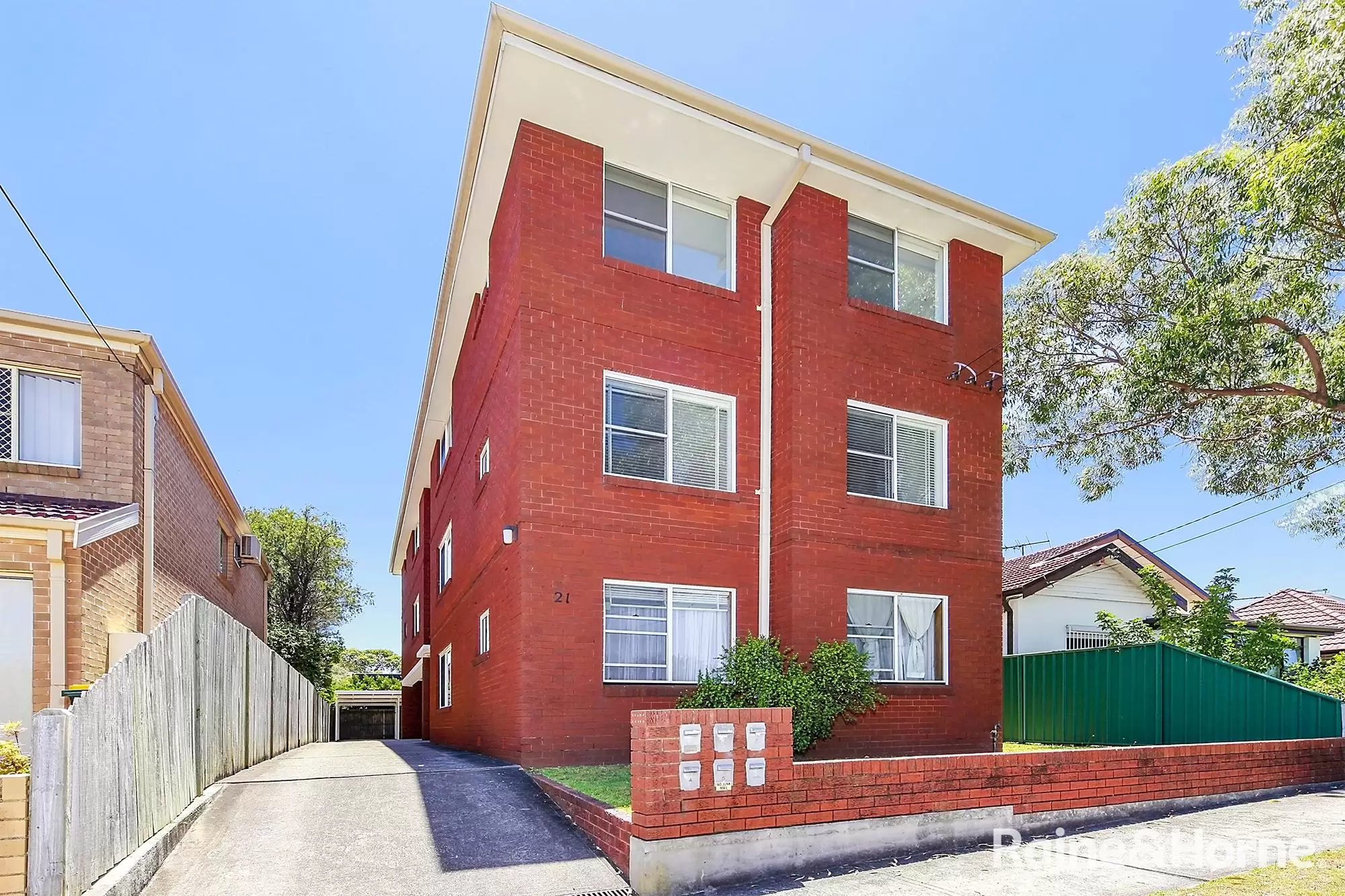 2/21 Creer Street, Randwick Leased by Raine & Horne Randwick | Coogee | Clovelly - image 1