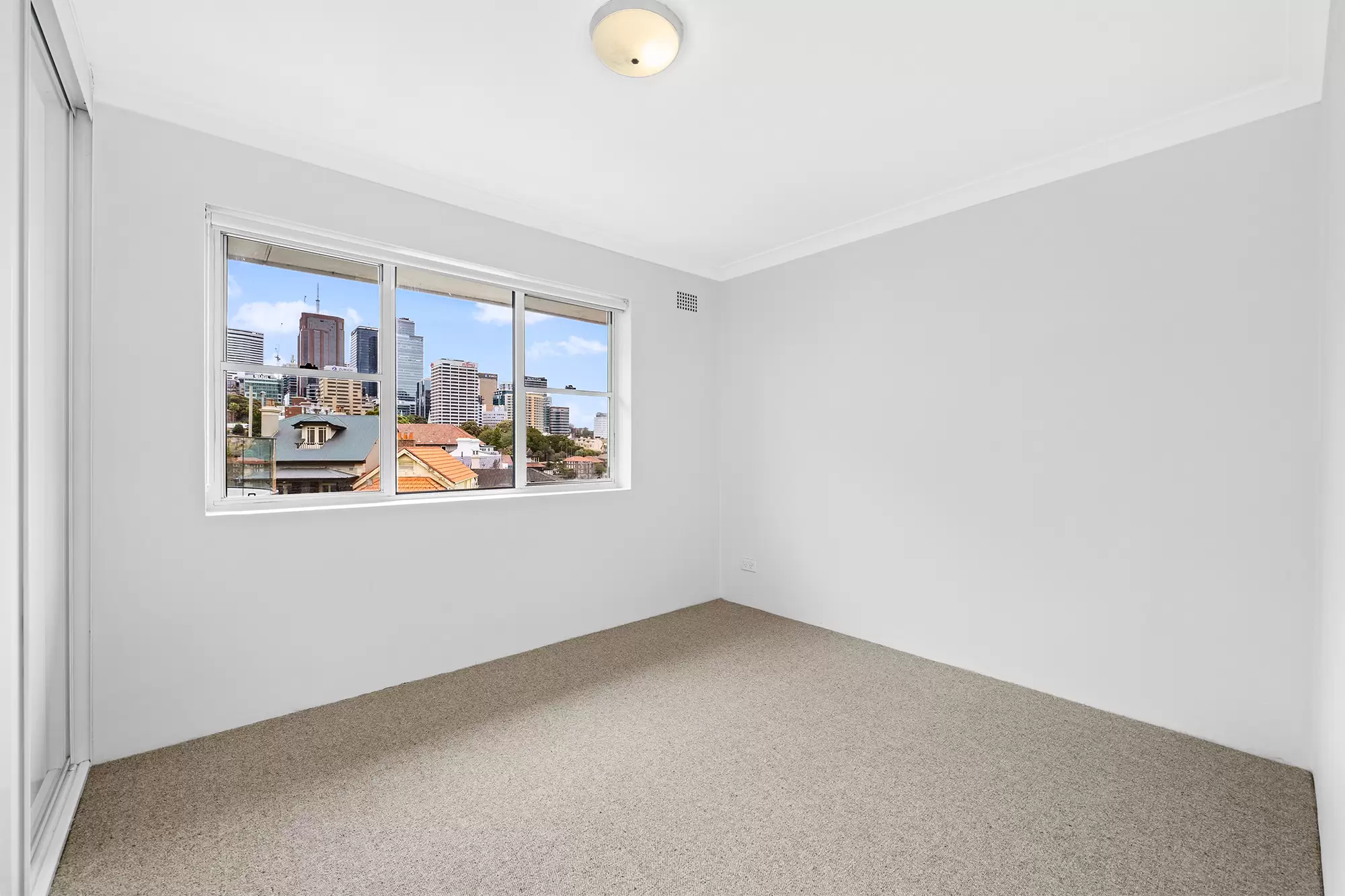 6/32 East Crescent Street, McMahons Point Leased by Raine & Horne Randwick | Coogee | Clovelly - image 4