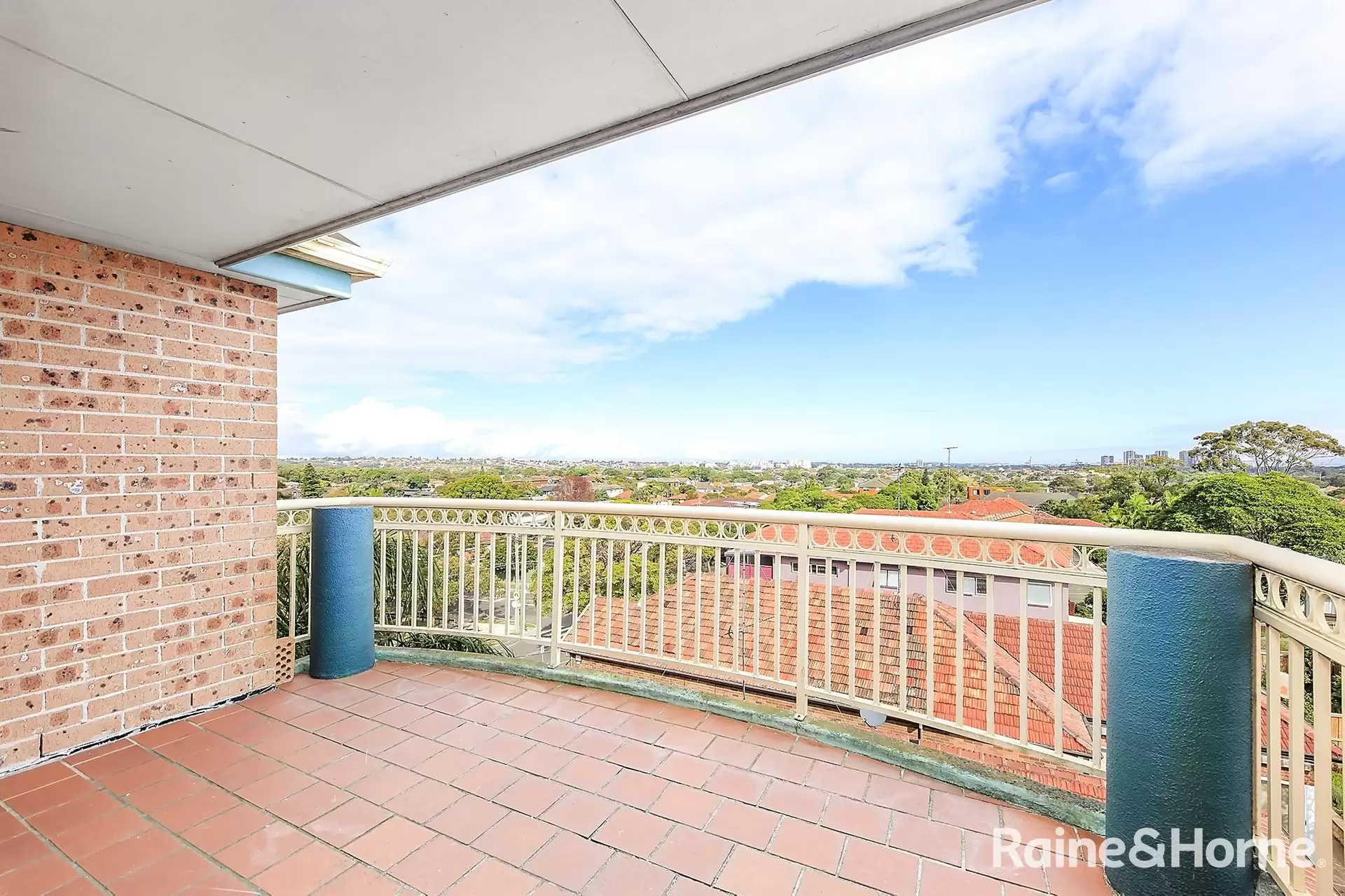 22/108 Botany Street, Randwick Leased by Raine & Horne Randwick | Coogee | Clovelly - image 1