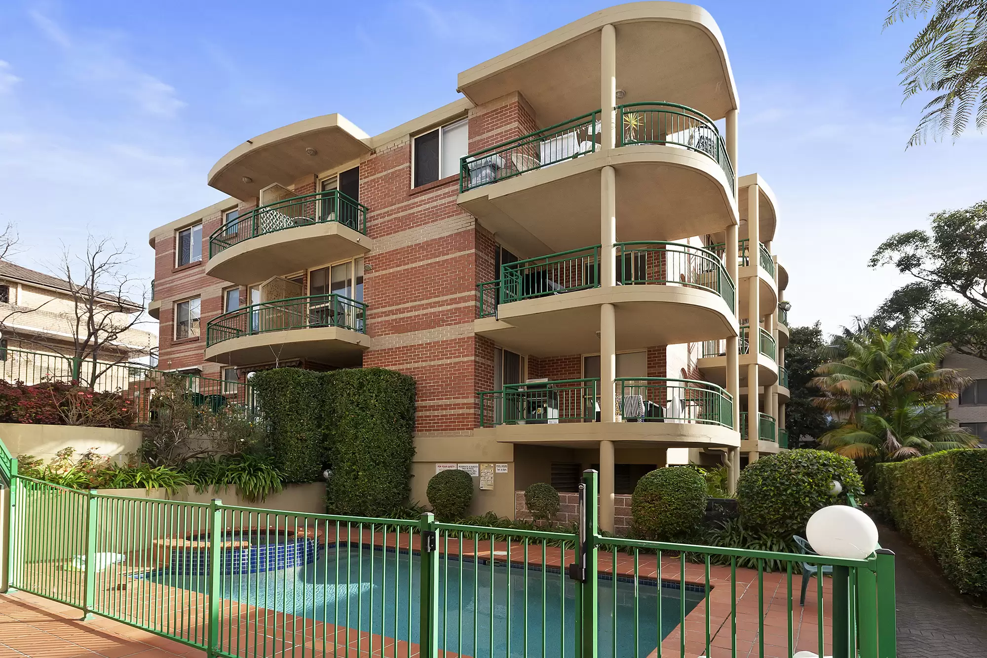 B8/90 Mount Street, Coogee Leased by Raine & Horne Randwick | Coogee | Clovelly - image 1