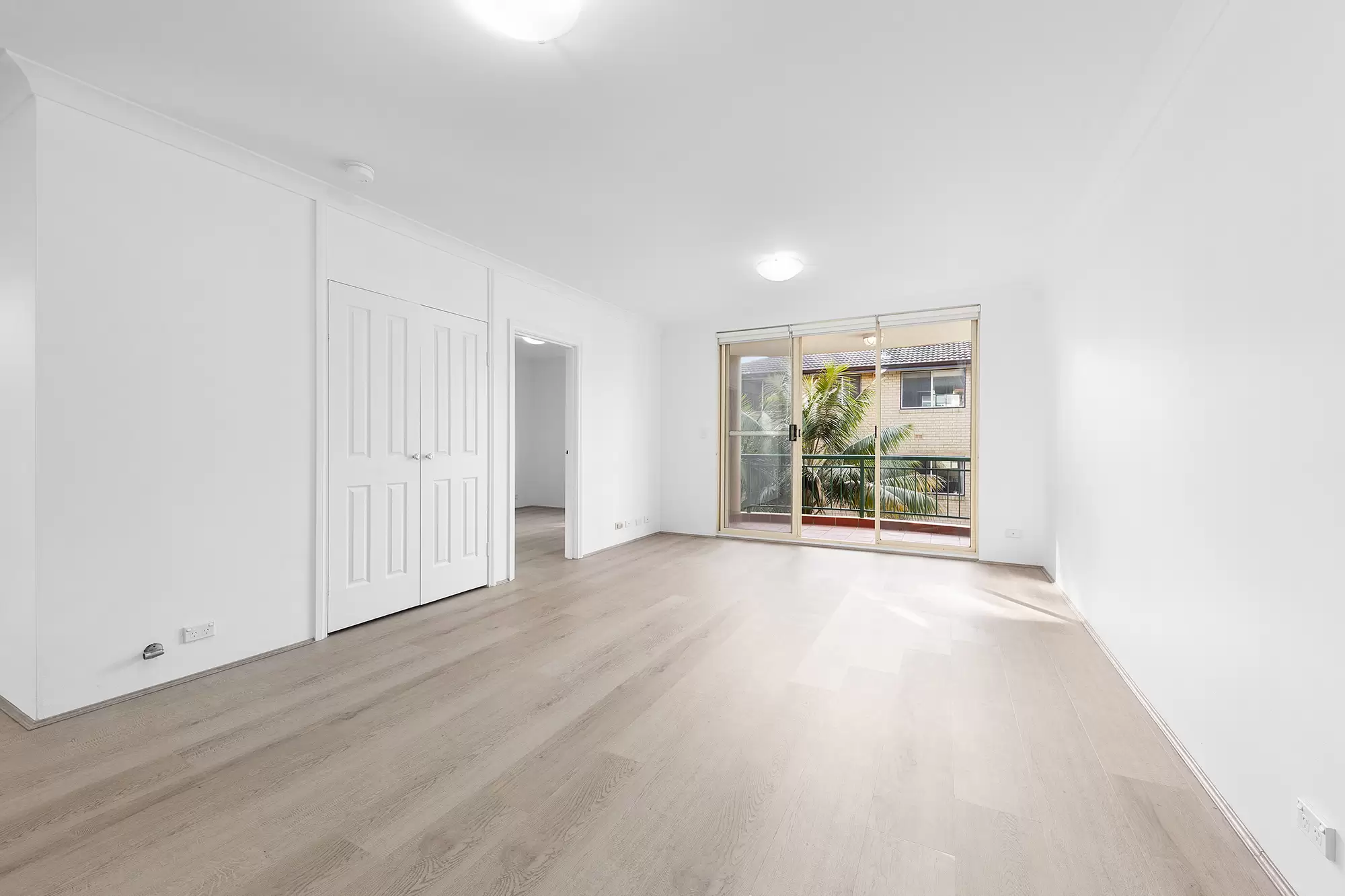 B8/90 Mount Street, Coogee Leased by Raine & Horne Randwick | Coogee | Clovelly - image 2