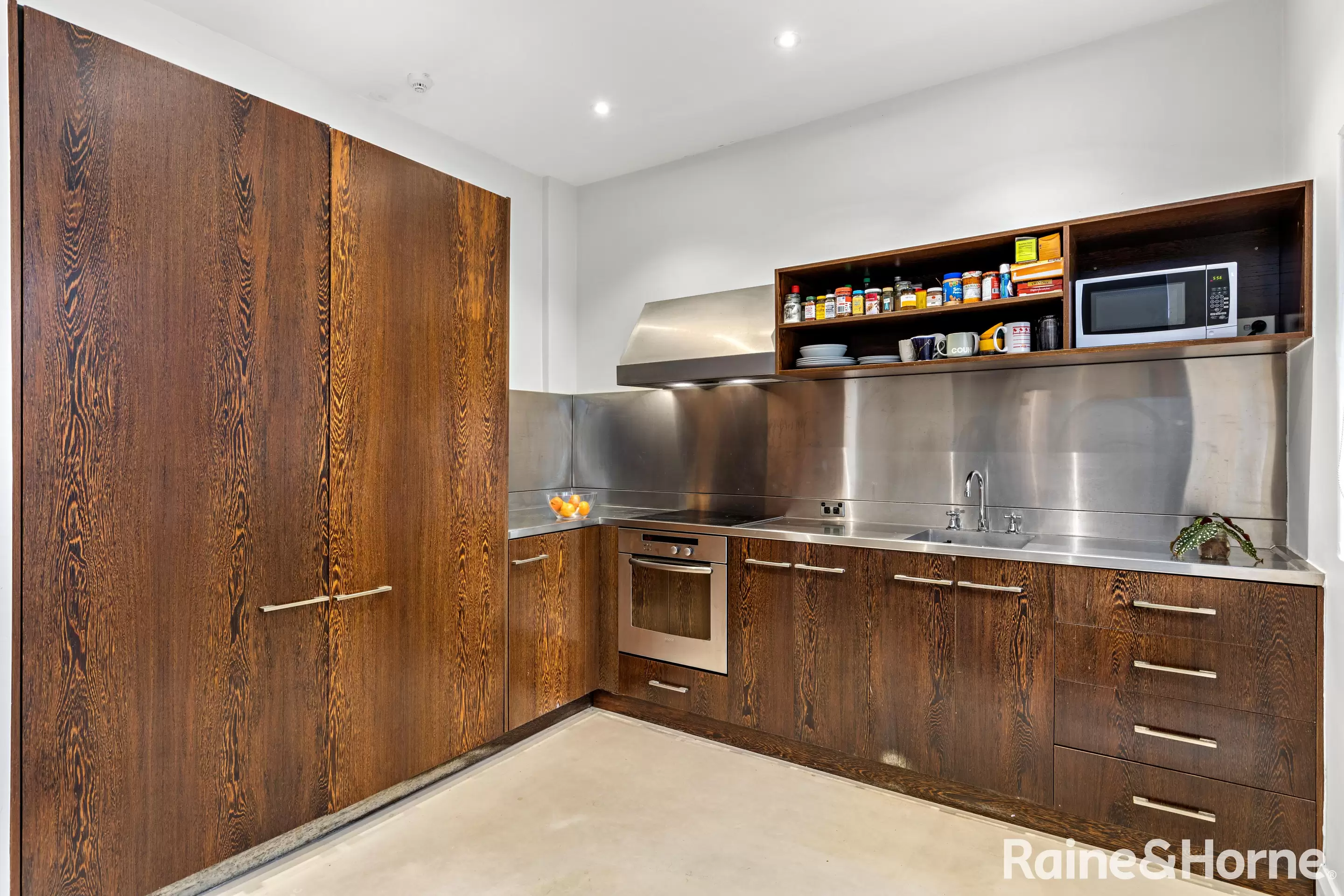 7/142 Beach Street, Coogee Sold by Raine & Horne Randwick | Coogee | Clovelly - image 3