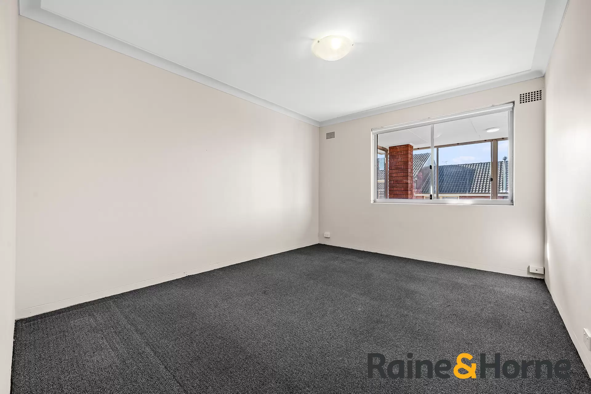 10/12 Botany Street, Randwick Sold by Raine & Horne Randwick | Coogee | Clovelly - image 1