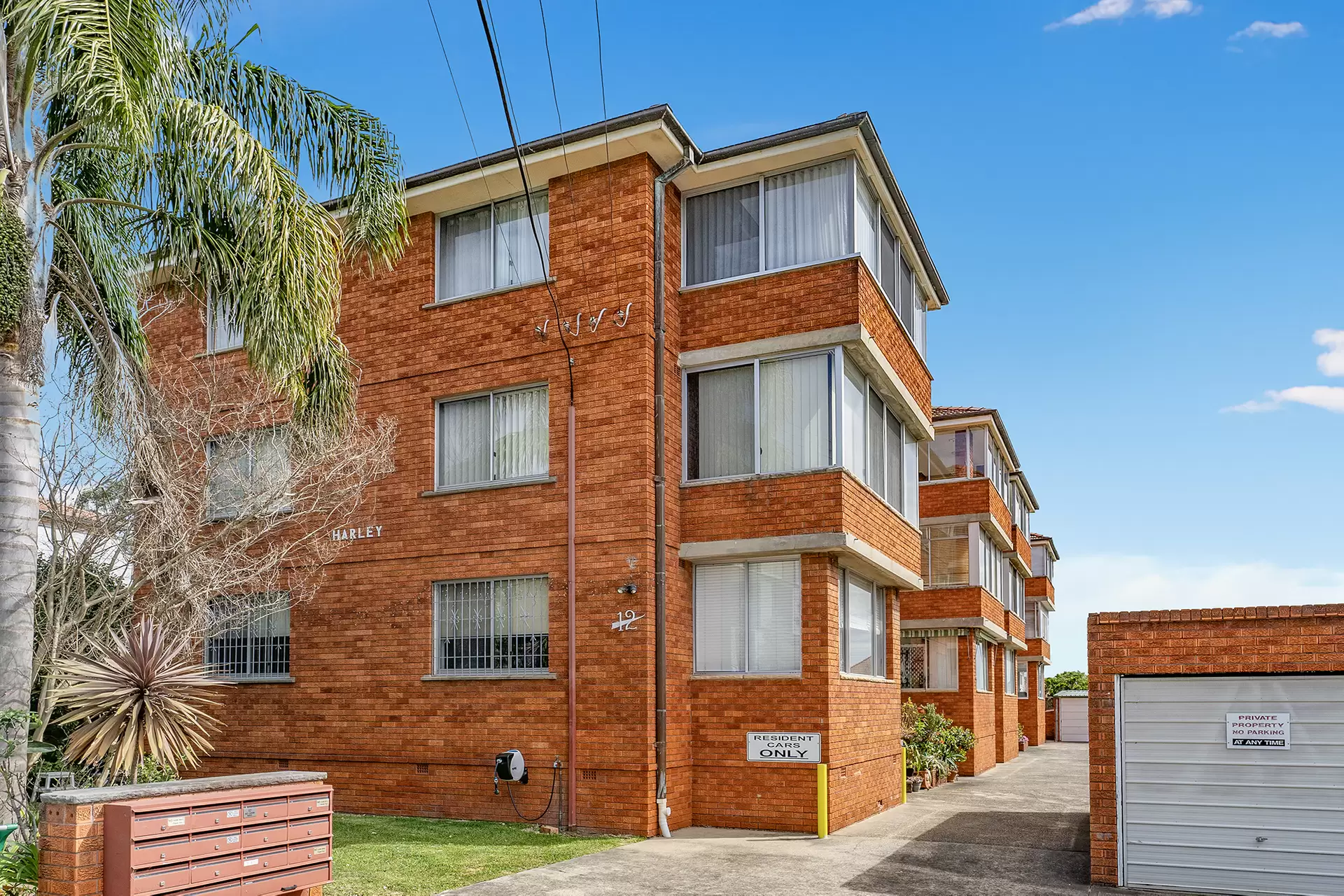 10/12 Botany Street, Randwick Sold by Raine & Horne Randwick | Coogee | Clovelly - image 1