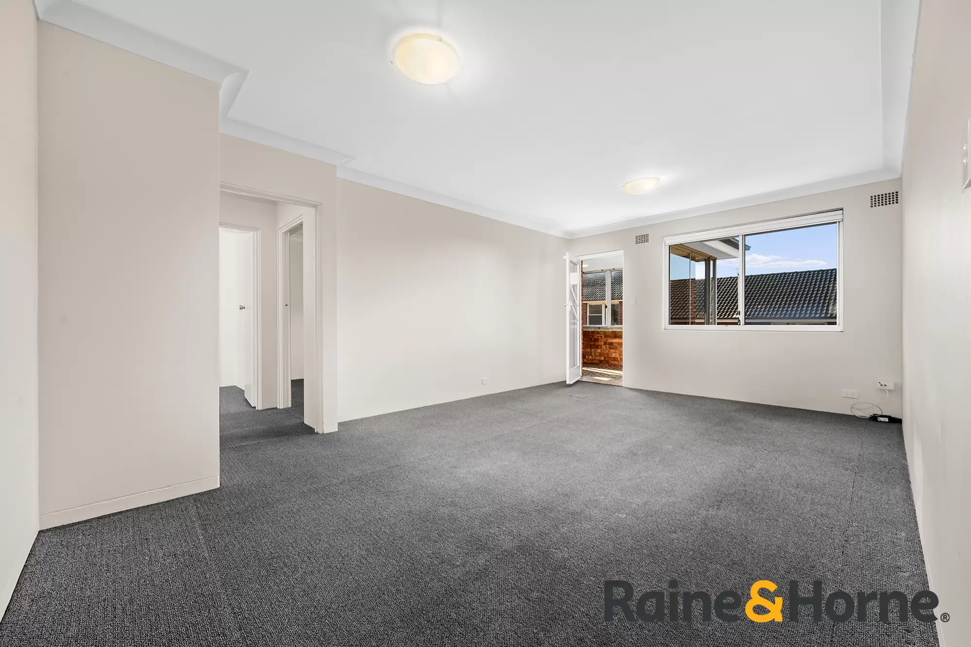 10/12 Botany Street, Randwick Sold by Raine & Horne Randwick | Coogee | Clovelly - image 2