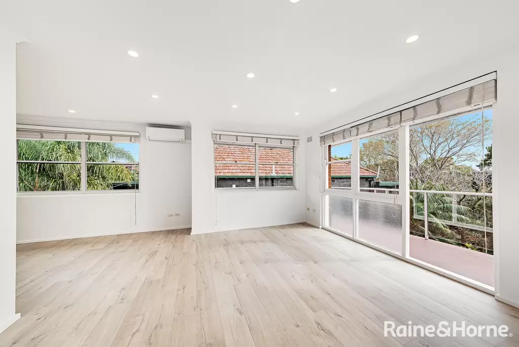 8/92 Melody Street, Coogee Leased by Raine & Horne Randwick | Coogee | Clovelly