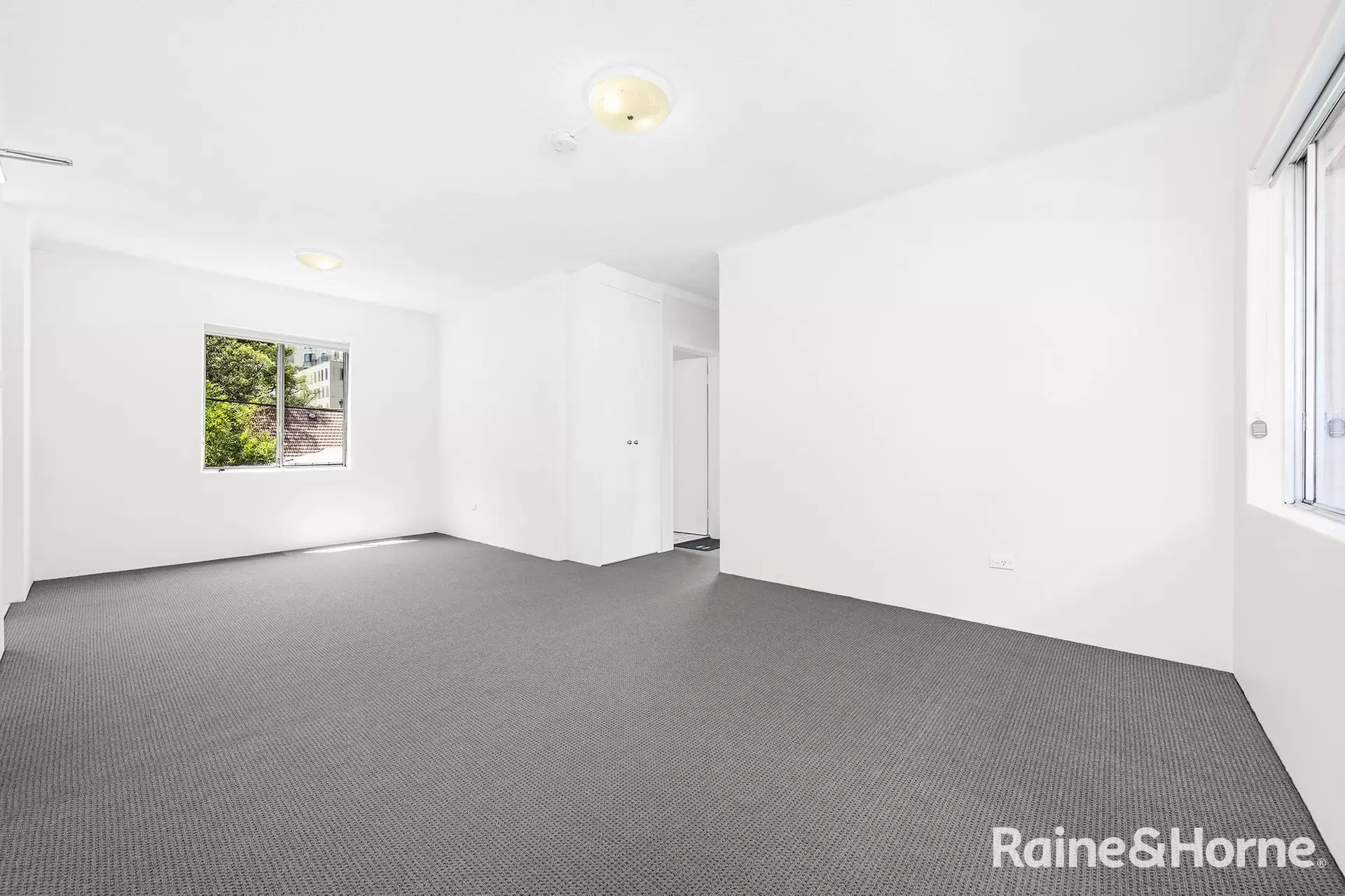 1/44 High Street, Randwick Leased by Raine & Horne Randwick | Coogee | Clovelly - image 1