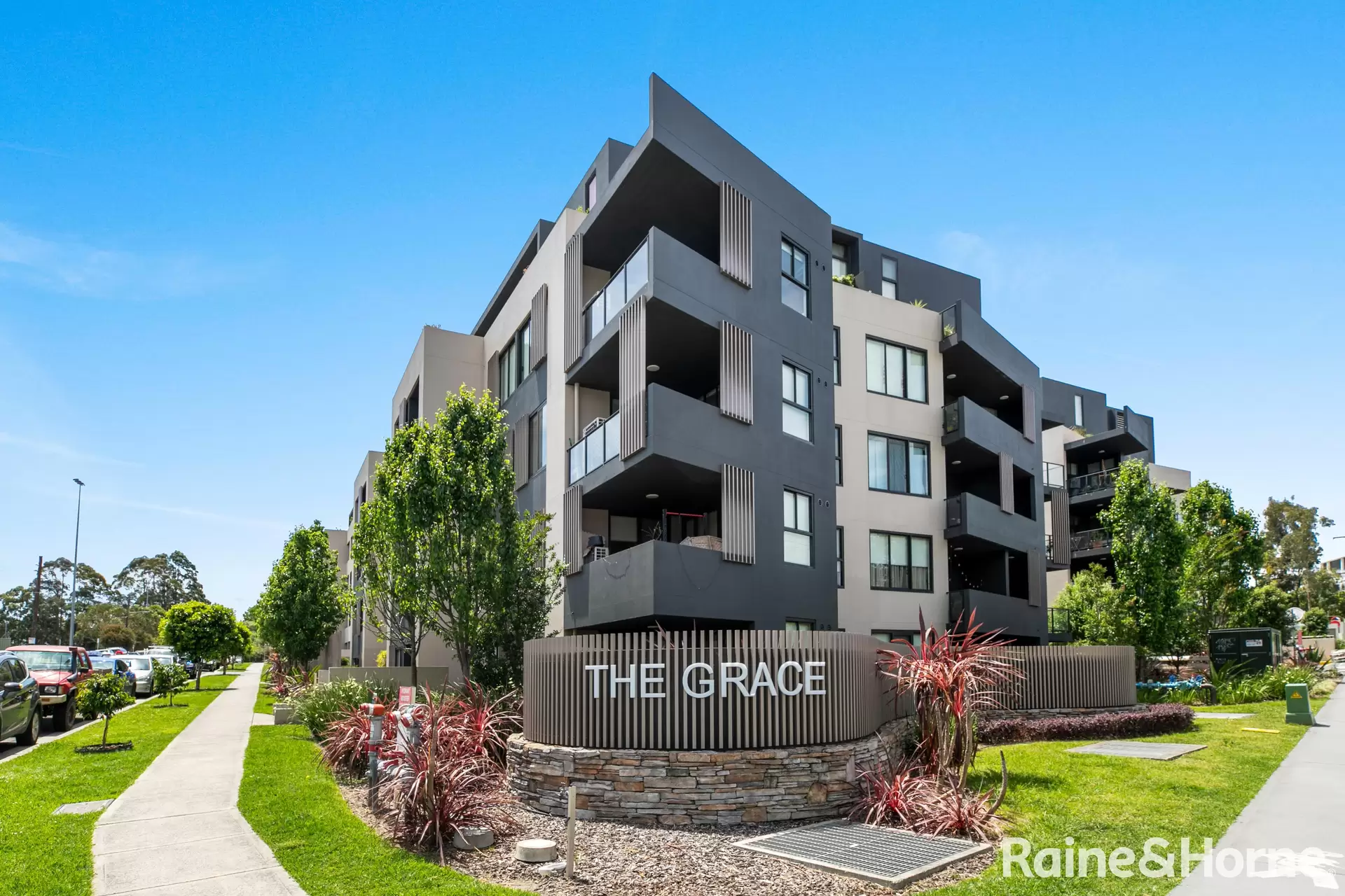 22/2-4 Lodge St, Hornsby Auction by Raine & Horne Randwick | Coogee | Clovelly - image 1