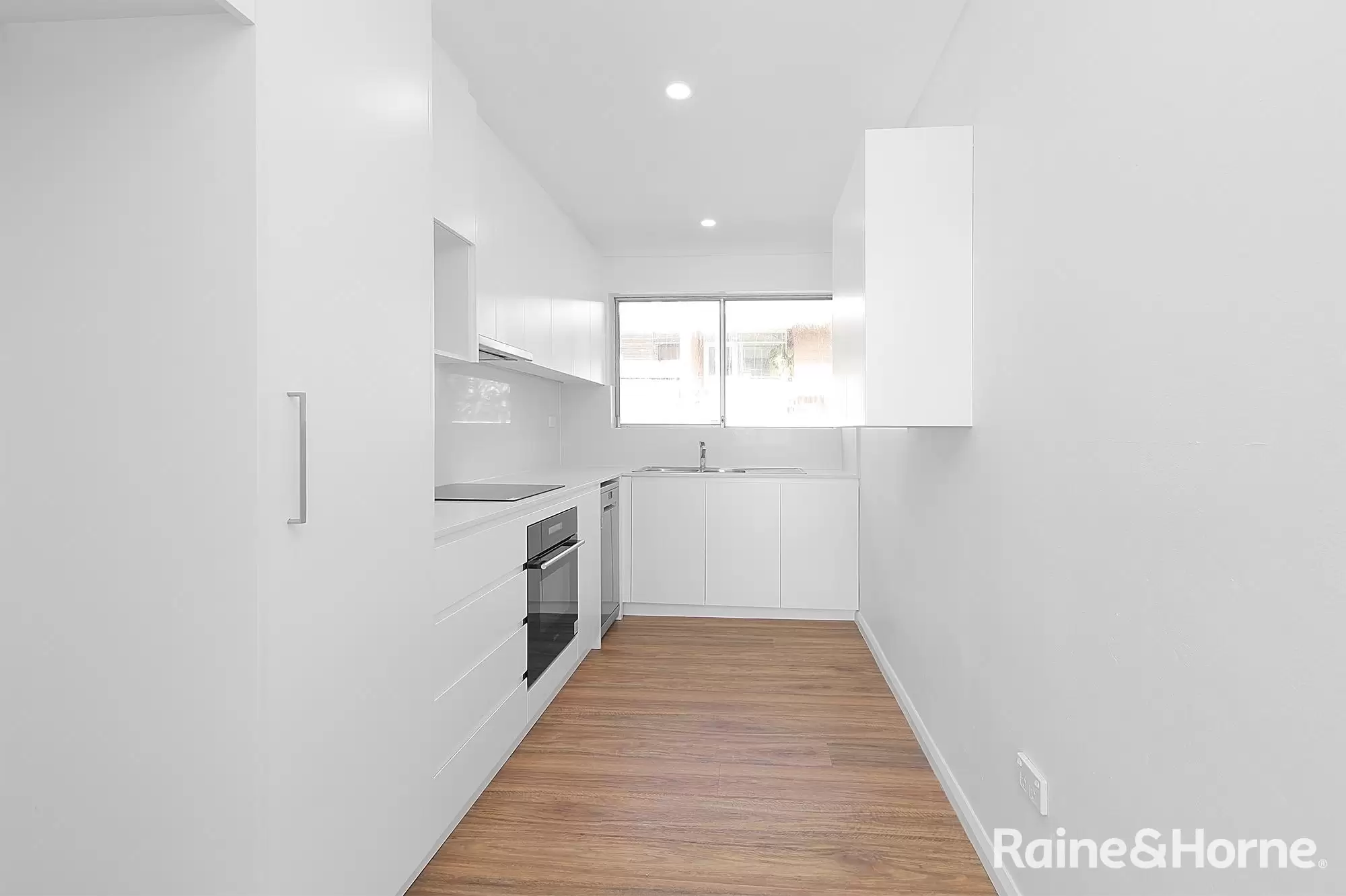 10/16 Prince Street, Randwick Leased by Raine & Horne Randwick | Coogee | Clovelly - image 2