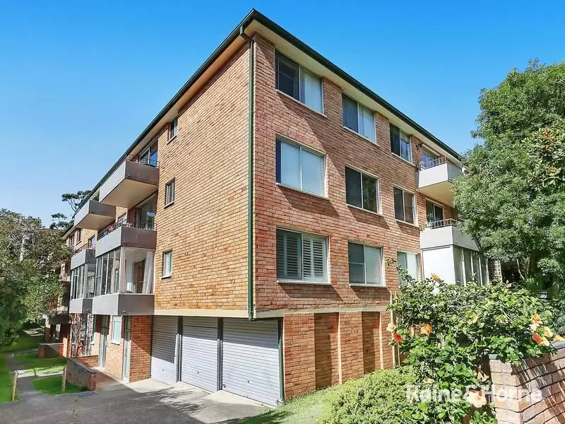 8/146-154 Oberon Street, Coogee Leased by Raine & Horne Randwick | Coogee | Clovelly