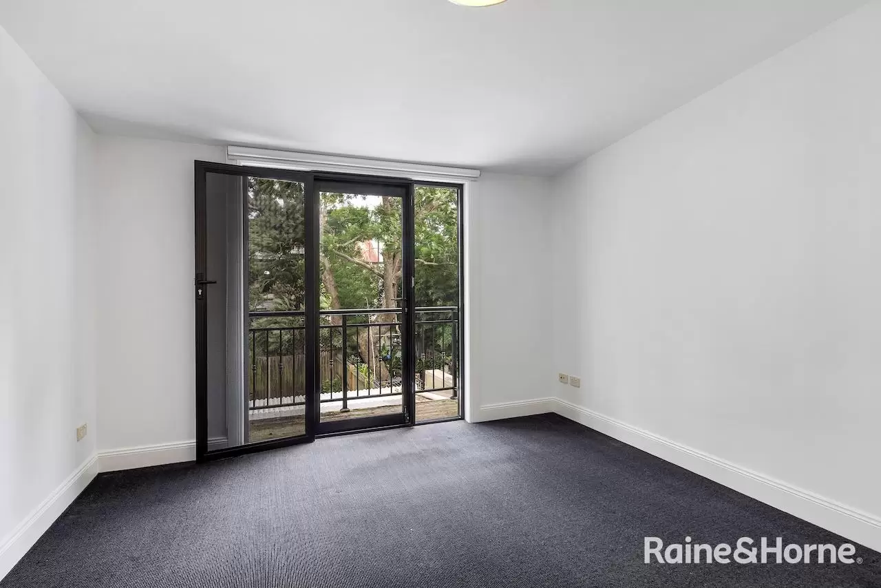 126 Simmons Street, Enmore Leased by Raine & Horne Randwick | Coogee | Clovelly - image 3