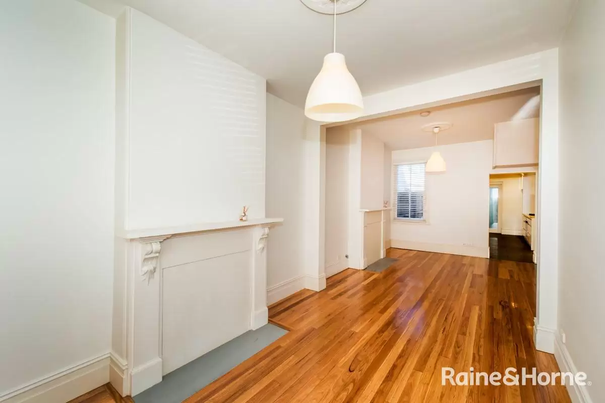 424 Abercrombie Street, Darlington Leased by Raine & Horne Randwick | Coogee | Clovelly - image 4