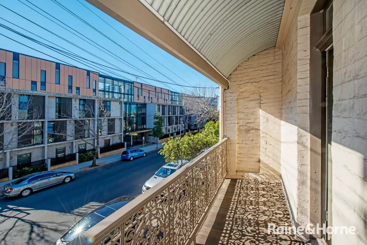 424 Abercrombie Street, Darlington Leased by Raine & Horne Randwick | Coogee | Clovelly - image 1