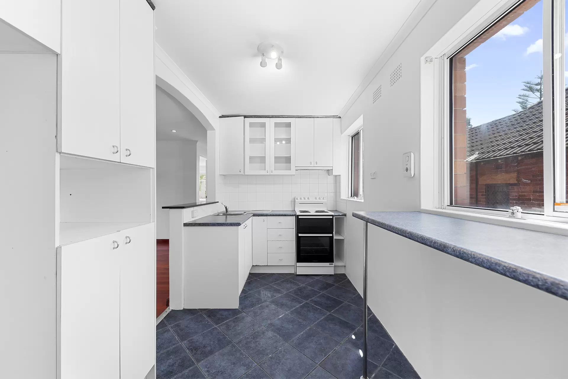 1/4 Creer Street, Randwick Leased by Raine & Horne Randwick | Coogee | Clovelly - image 1