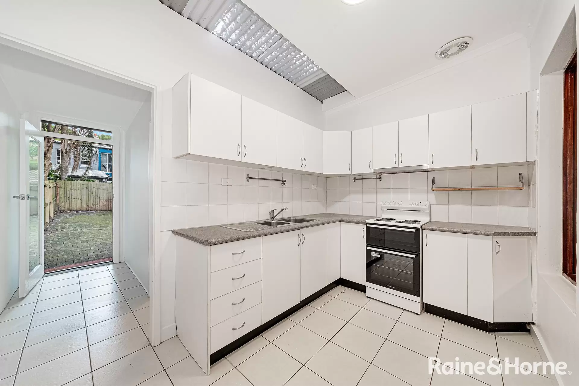 122 Simmons Street, Enmore For Lease by Raine & Horne Randwick | Coogee | Clovelly - image 1