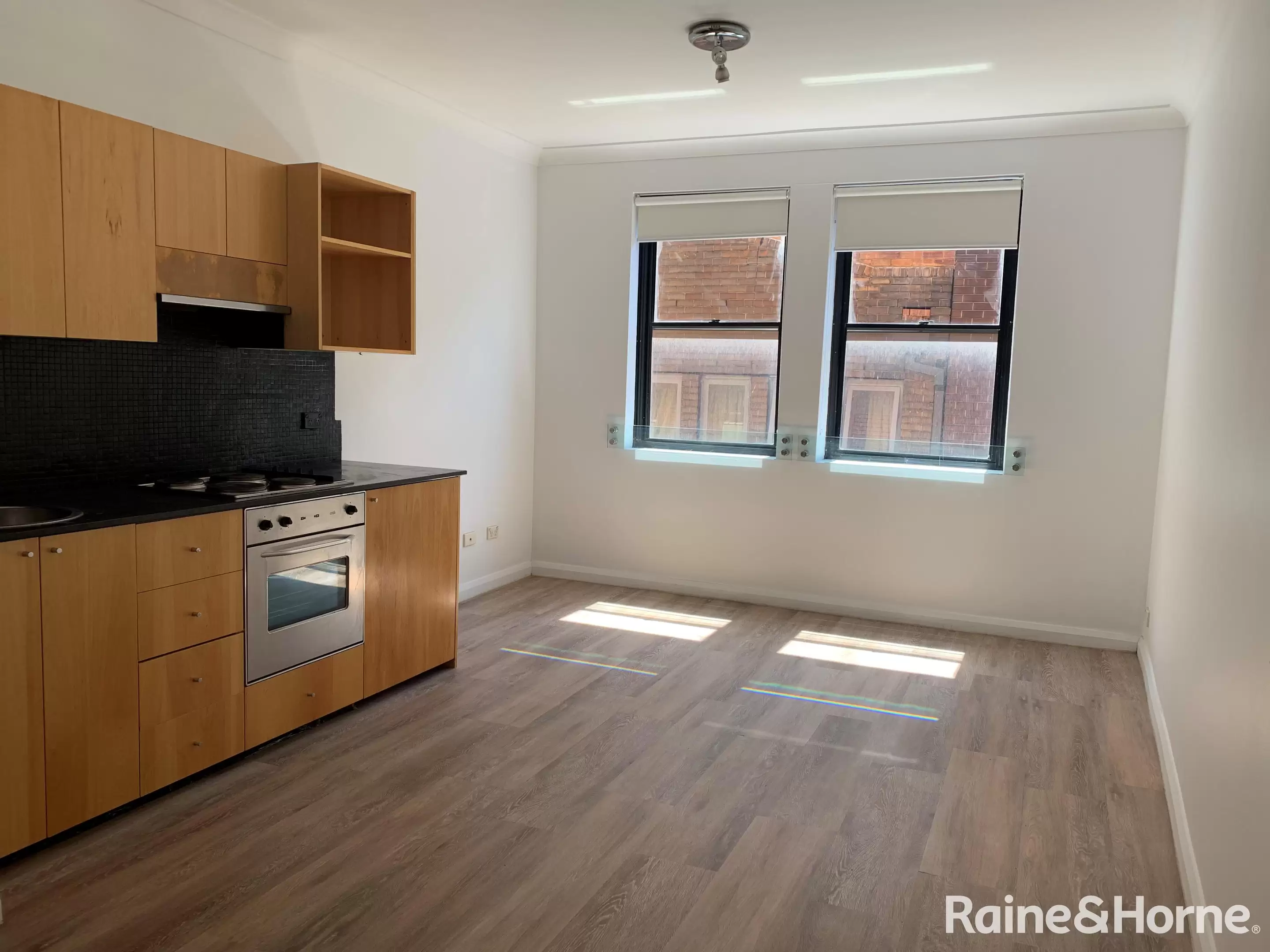 20/1-5 Dwyer Street, Chippendale Auction by Raine & Horne Randwick | Coogee | Clovelly - image 2