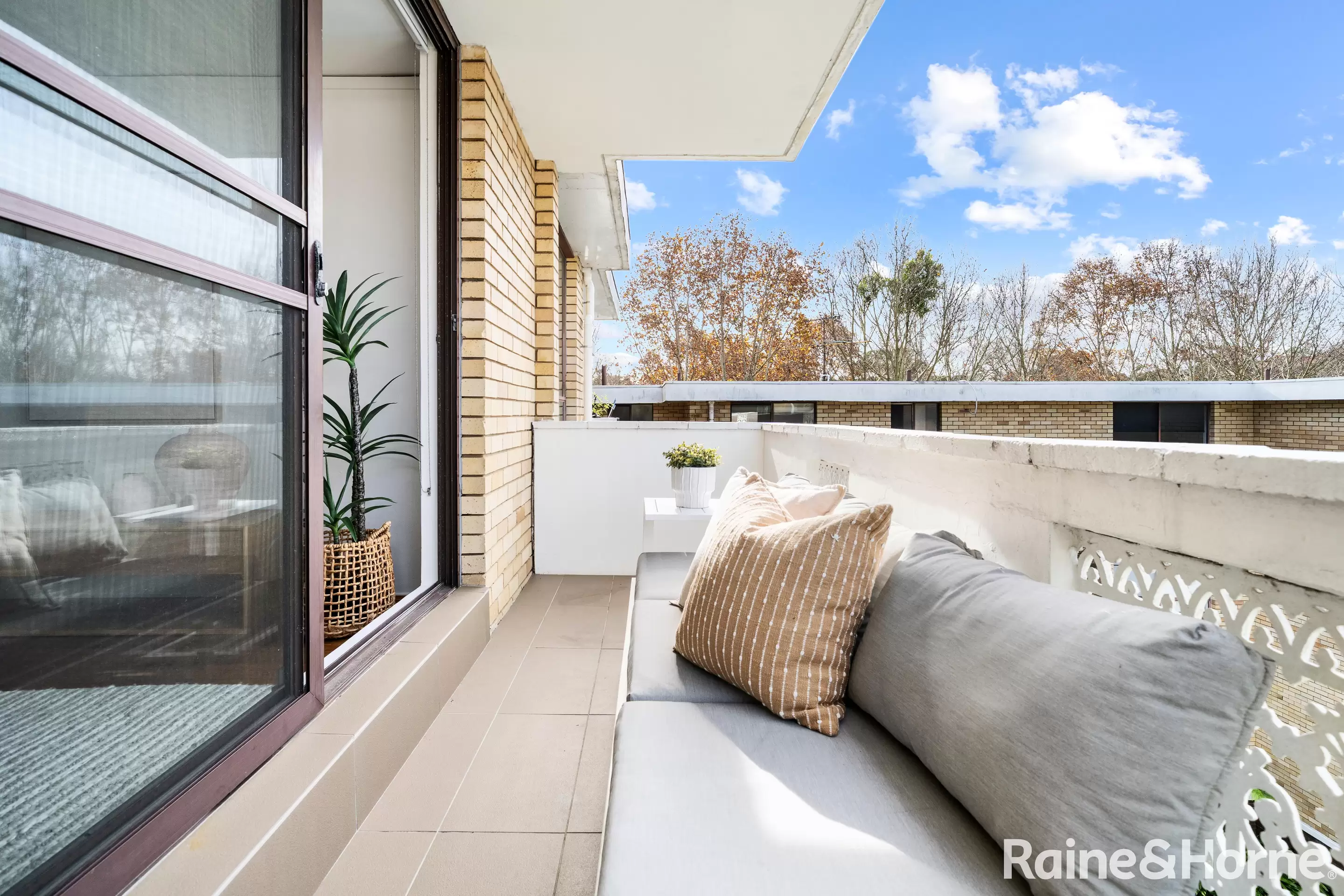 12/109-111 Alison Road, Randwick Auction by Raine & Horne Randwick | Coogee | Clovelly - image 6