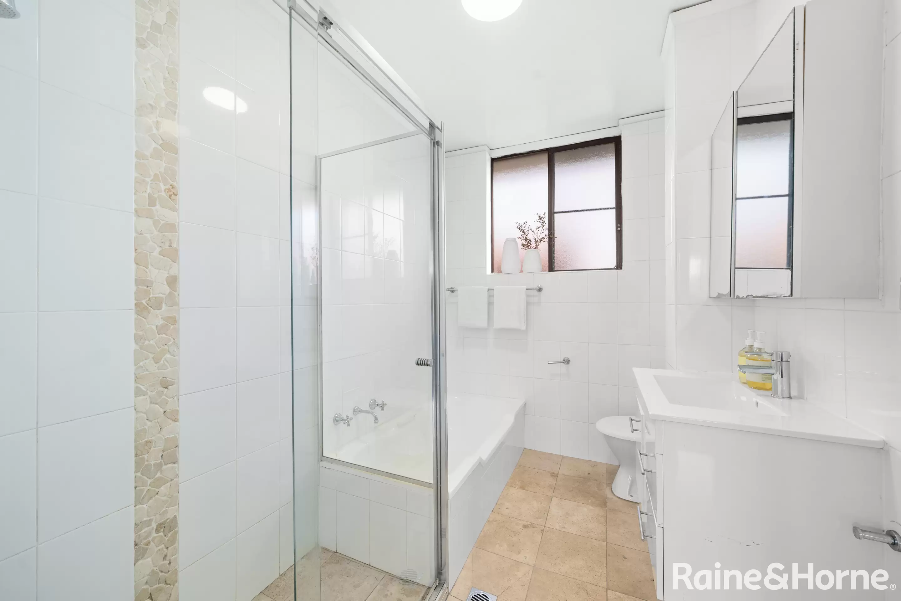 12/109-111 Alison Road, Randwick Auction by Raine & Horne Randwick | Coogee | Clovelly - image 7
