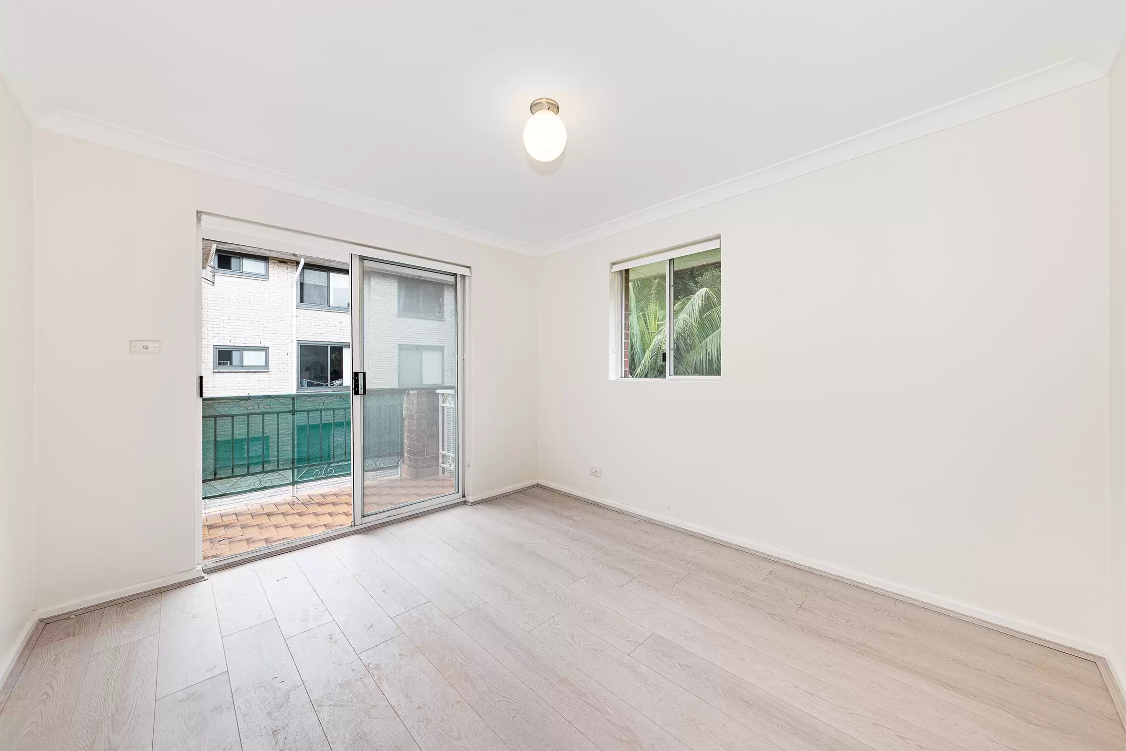 4/5 Lorne Avenue, Kensington For Lease by Raine & Horne Randwick | Coogee | Clovelly - image 3