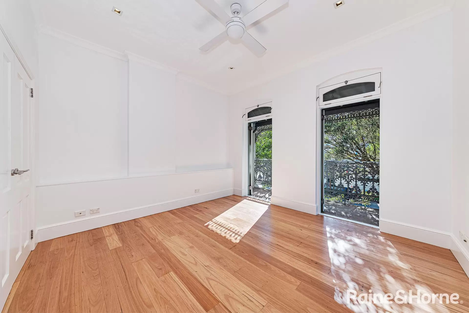 17 Stewart Street, Paddington For Lease by Raine & Horne Randwick | Coogee | Clovelly - image 1