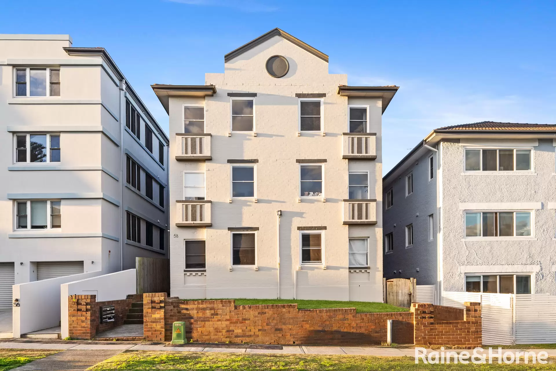 7/58 Ramsgate Avenue, Bondi Beach Auction by Raine & Horne Randwick | Coogee | Clovelly - image 1