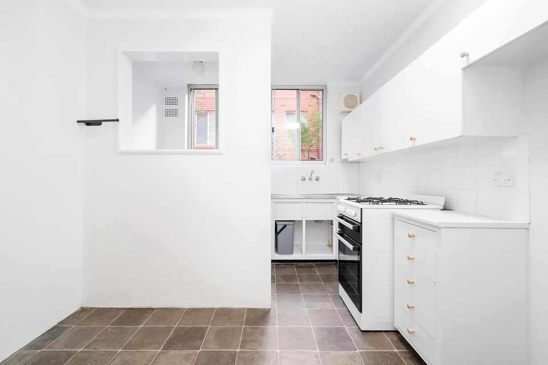 1/857 Anzac Parade, Maroubra For Lease by Raine & Horne Randwick | Coogee | Clovelly - image 1