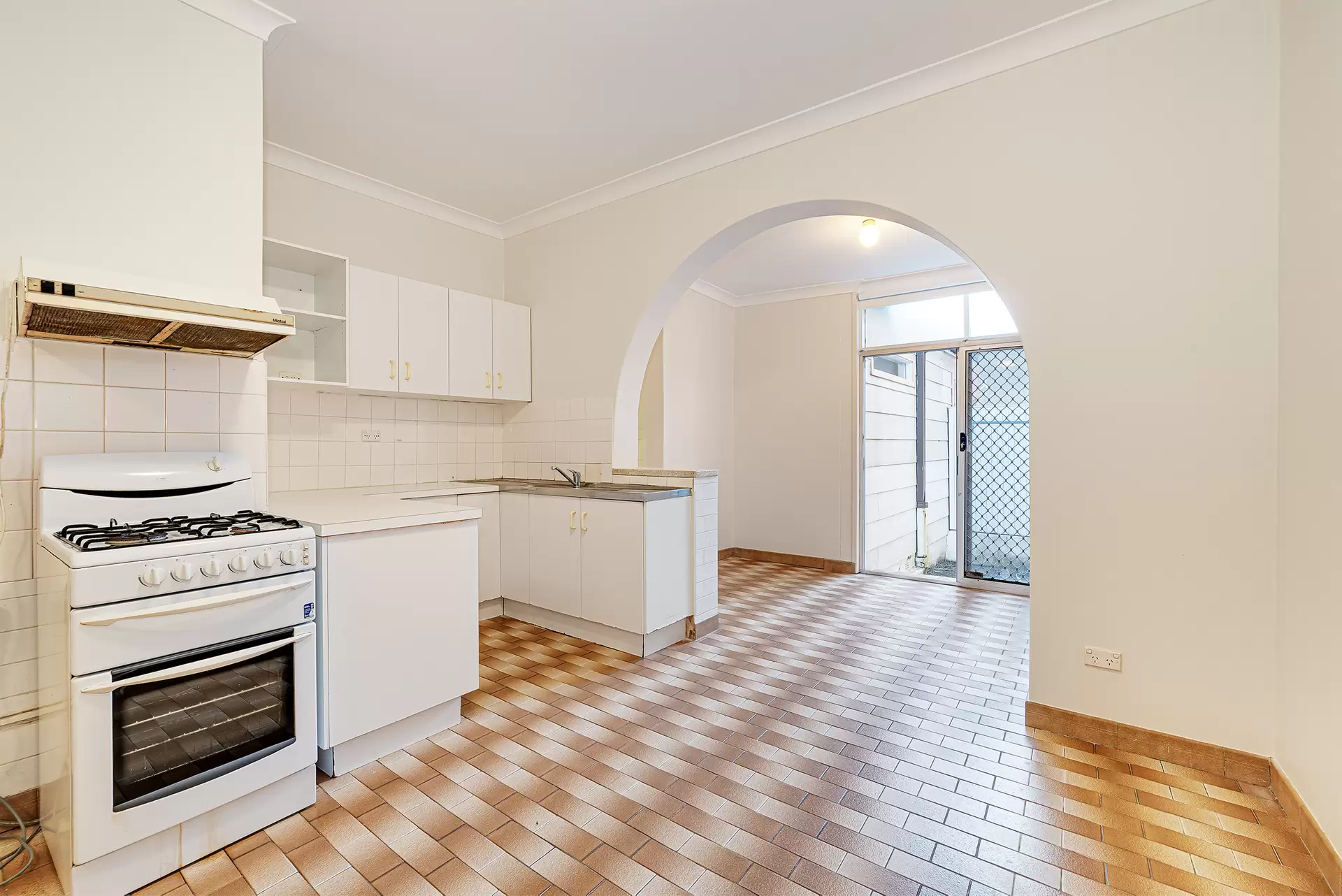 3/8 Wallace Street, Waverley For Lease by Raine & Horne Randwick | Coogee | Clovelly