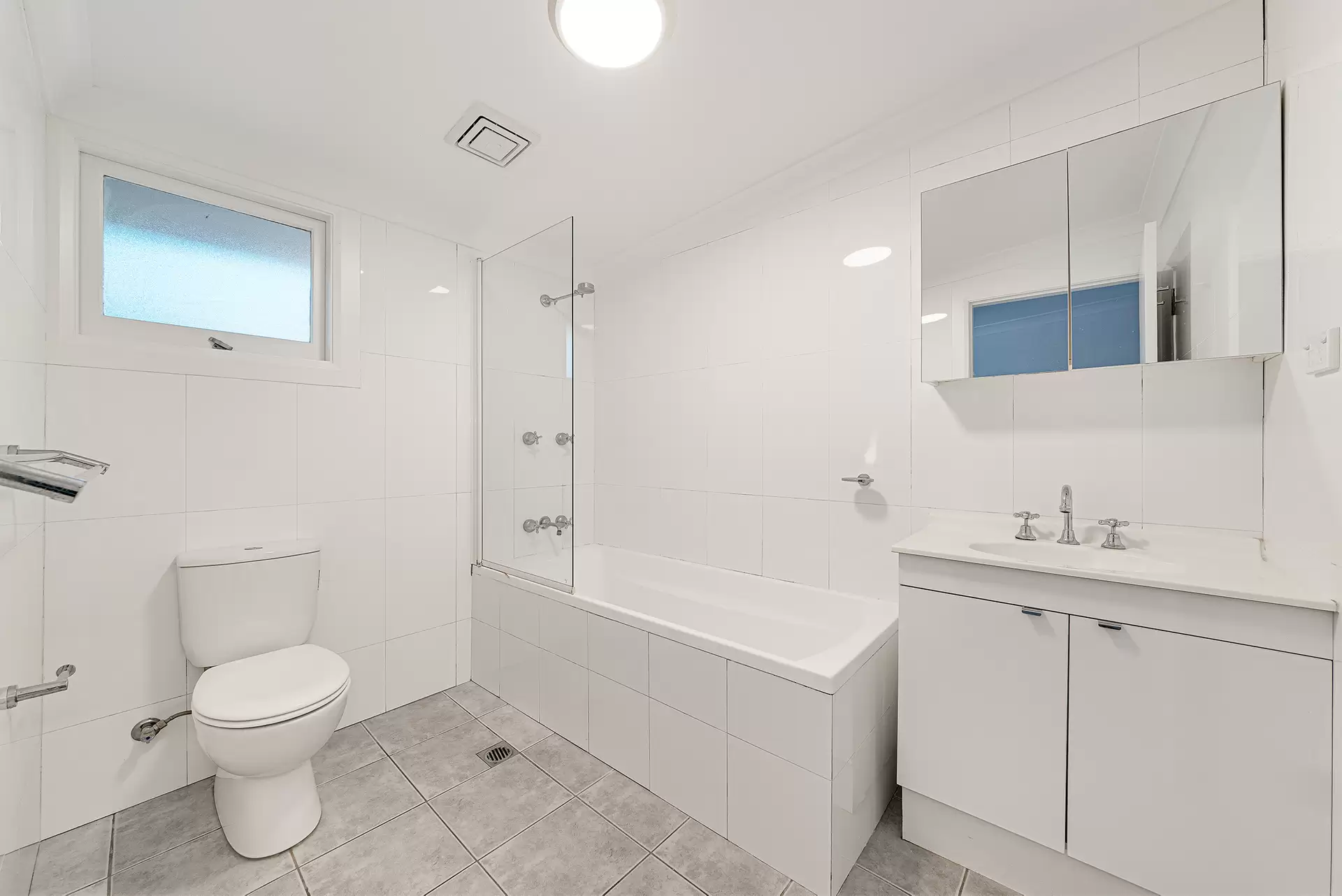 130 Simmons Street, Enmore Leased by Raine & Horne Randwick | Coogee | Clovelly - image 1