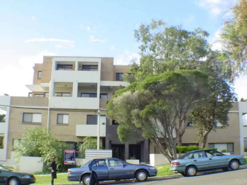 193 Oberon Street, Randwick Leased by Raine & Horne Randwick | Coogee | Clovelly - image 1