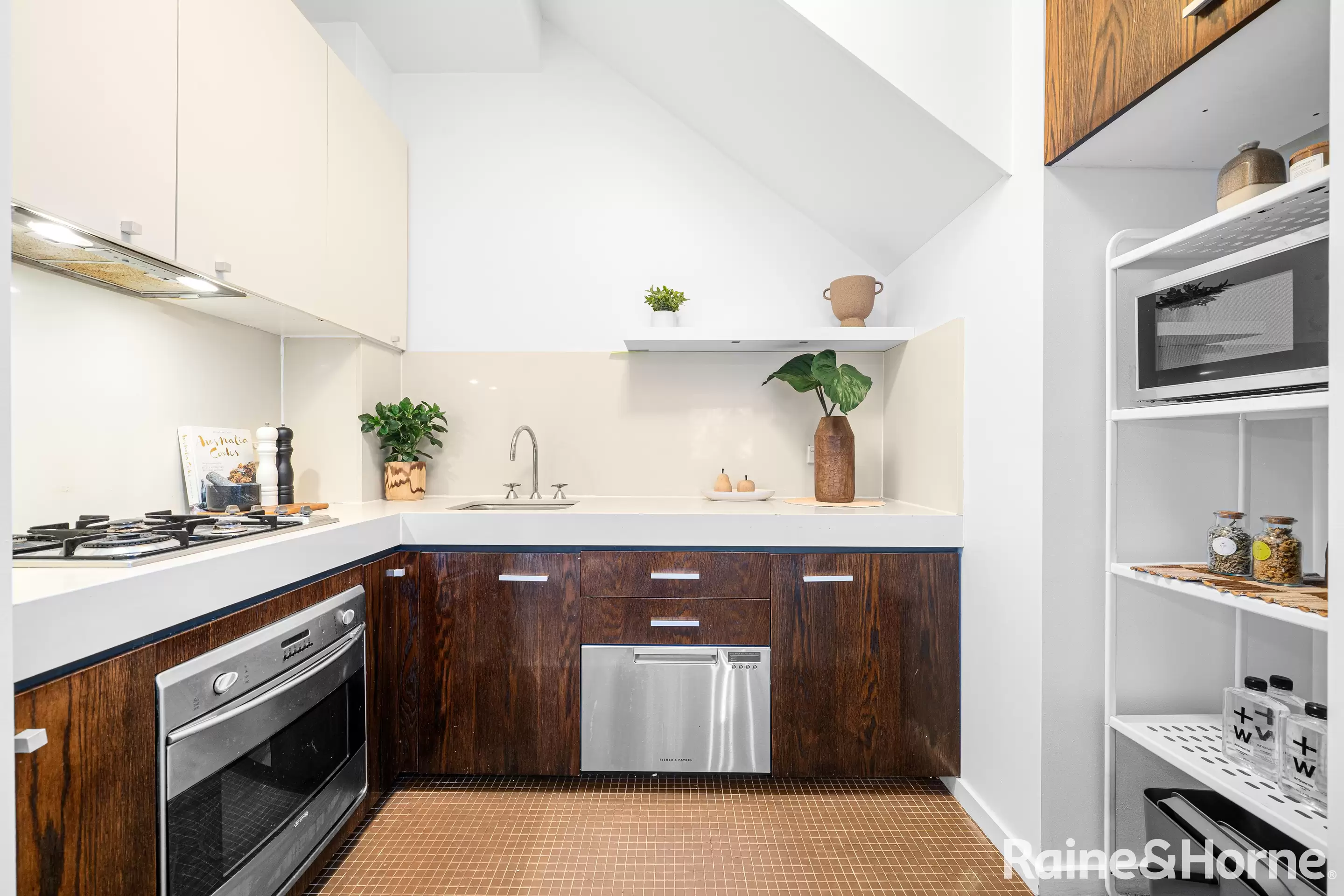 5/2-4 Frances Street, Randwick For Sale by Raine & Horne Randwick | Coogee | Clovelly - image 5