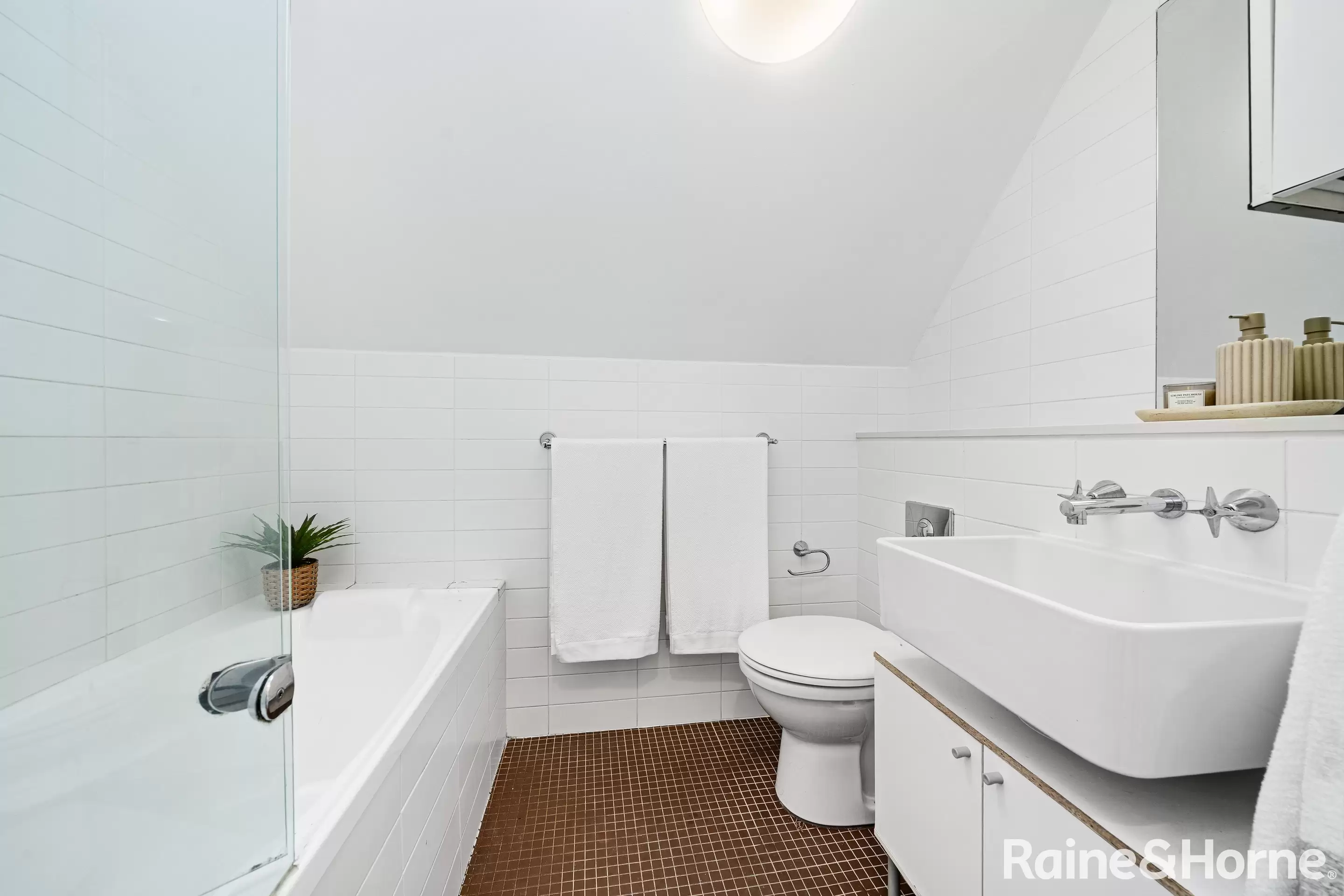 5/2-4 Frances Street, Randwick For Sale by Raine & Horne Randwick | Coogee | Clovelly - image 8